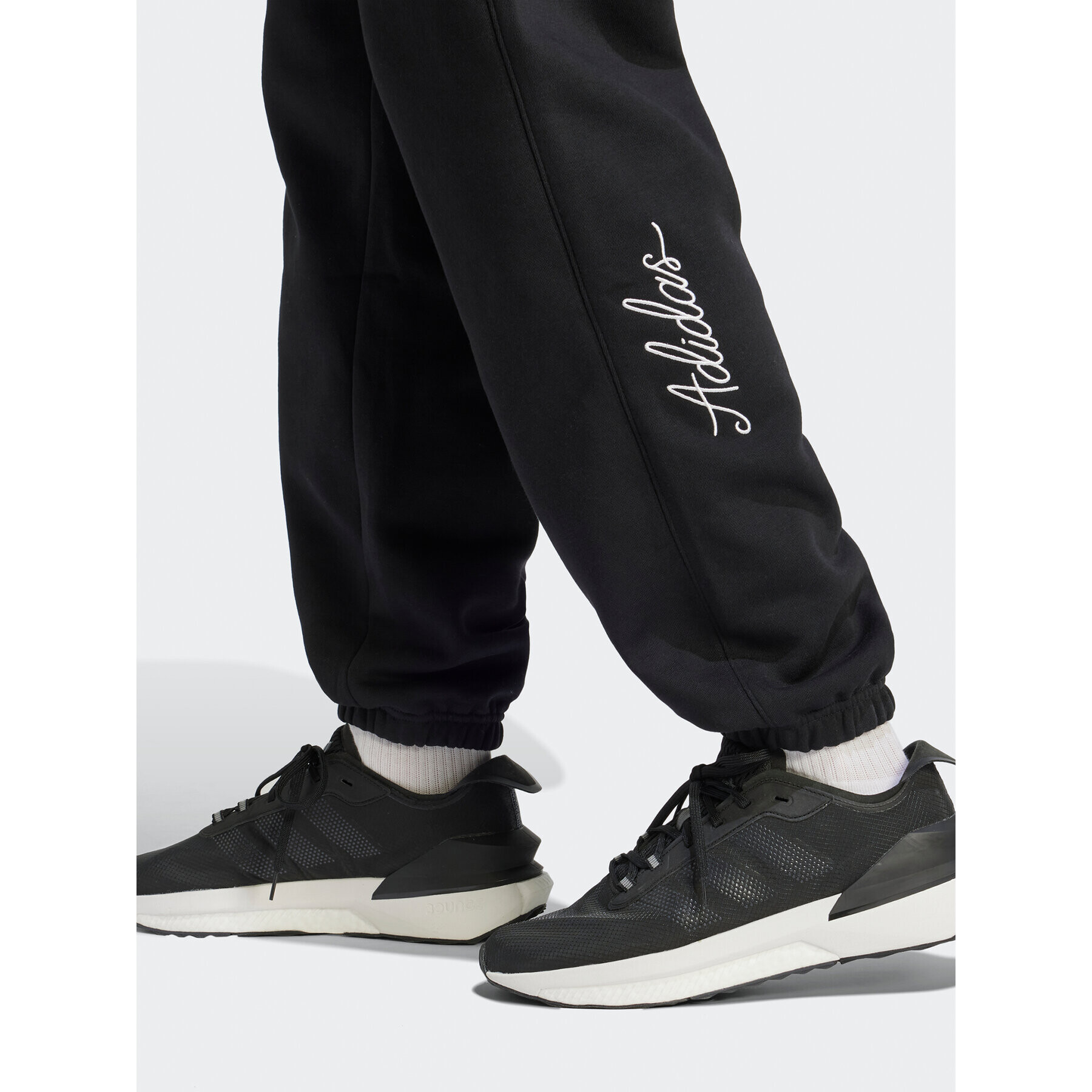 adidas Pantaloni trening HY1288 Negru Loose Fit - Pled.ro