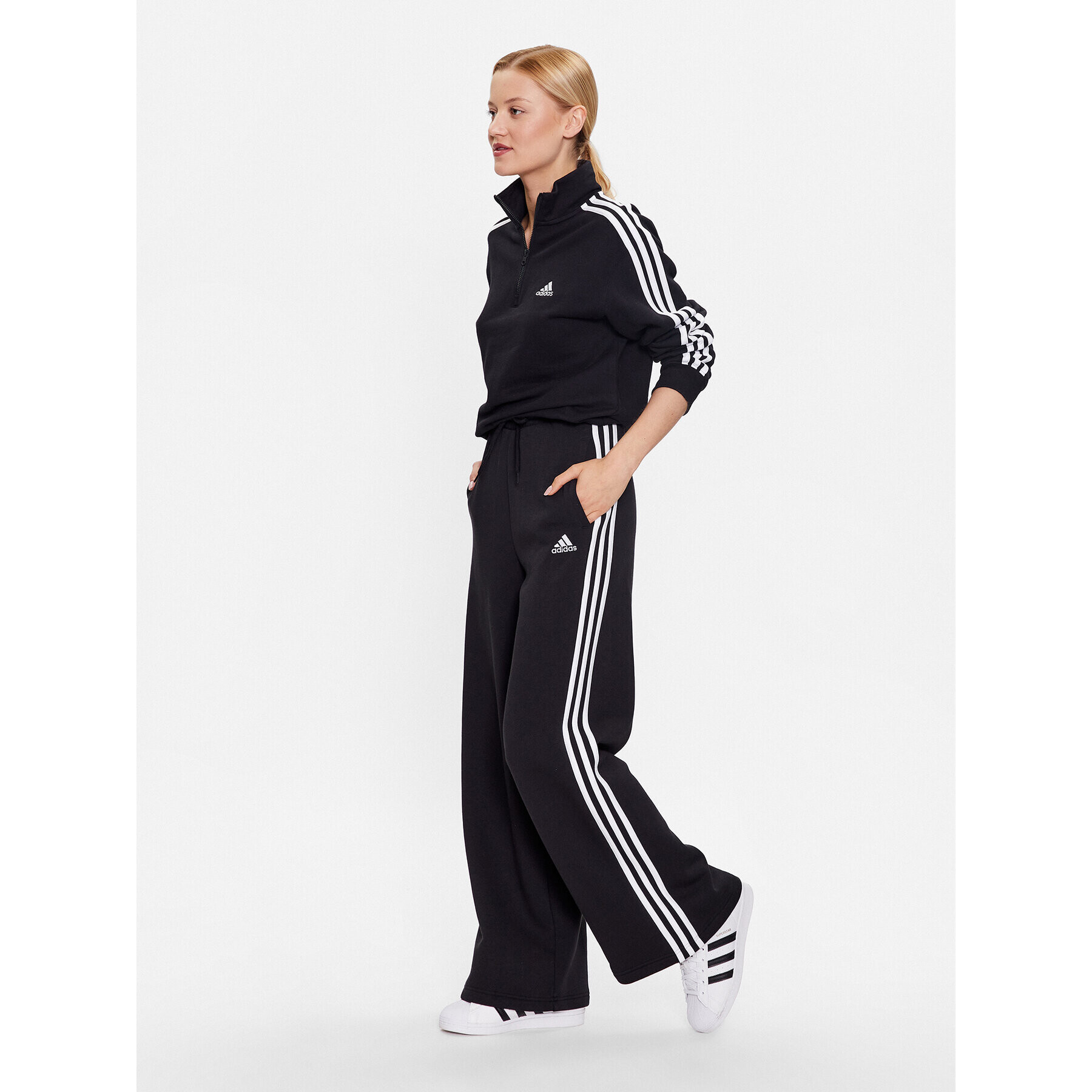 adidas Pantaloni trening HZ5747 Negru Regular Fit - Pled.ro