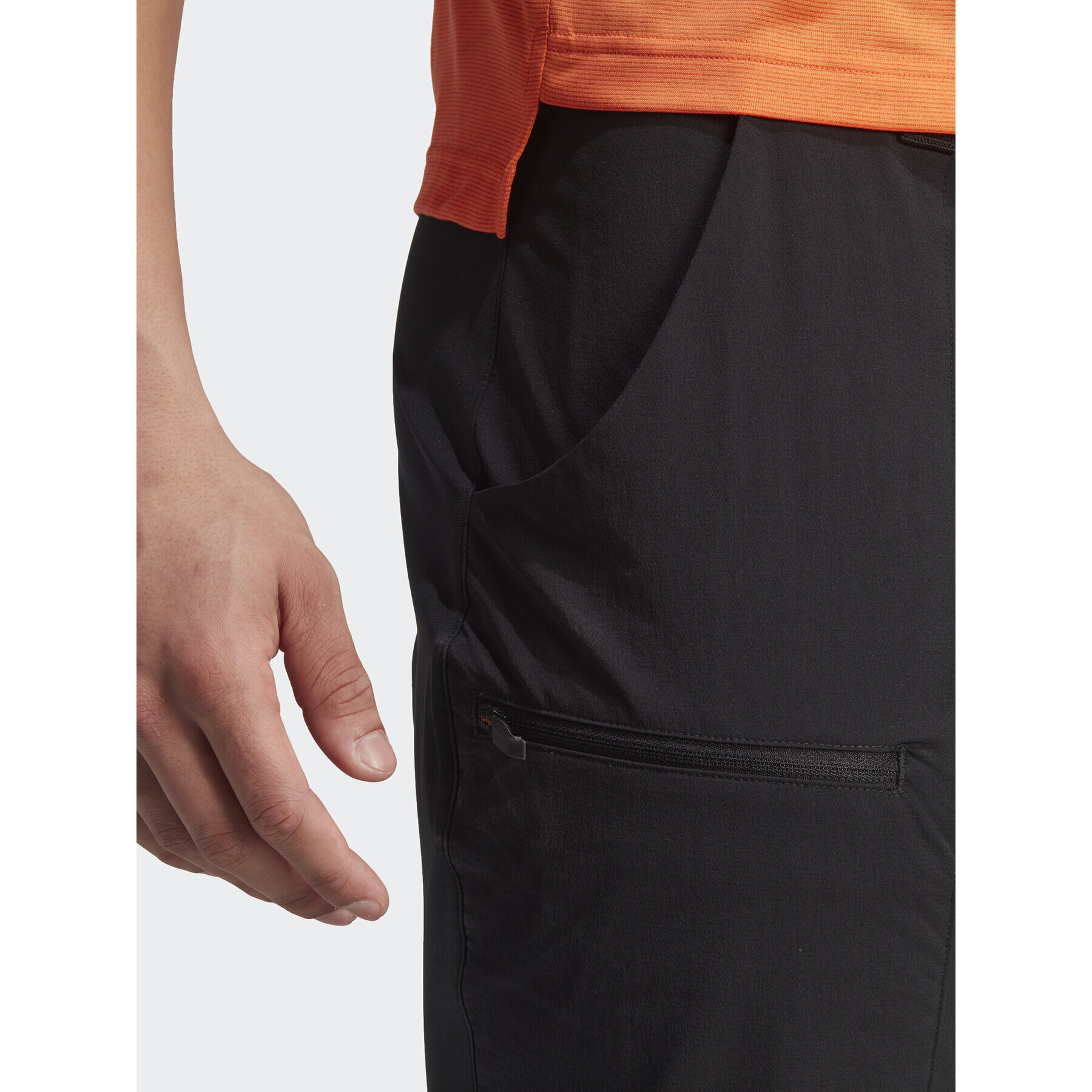 adidas Pantaloni trening IB1119 Negru Regular Fit - Pled.ro