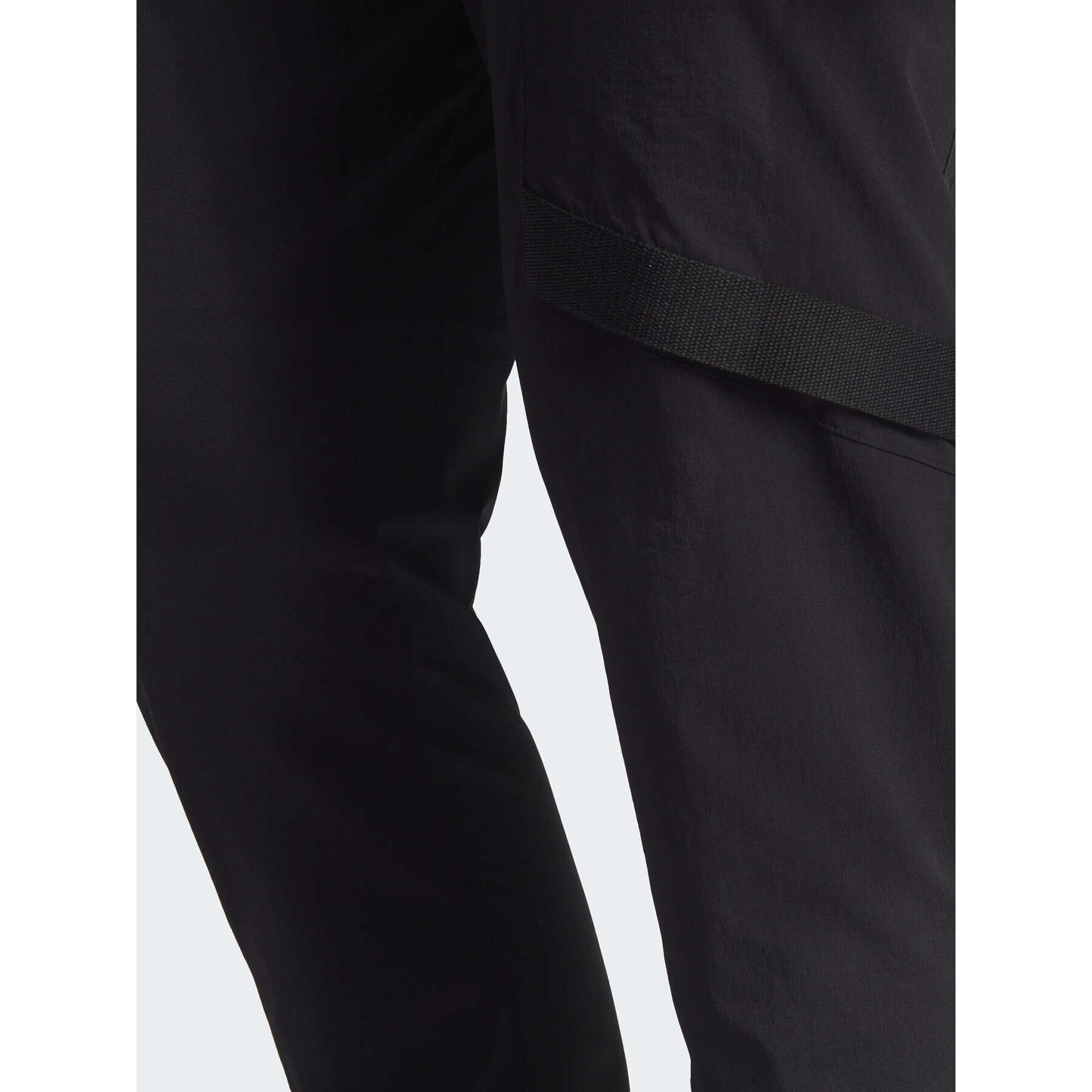 adidas Pantaloni trening IB1119 Negru Regular Fit - Pled.ro