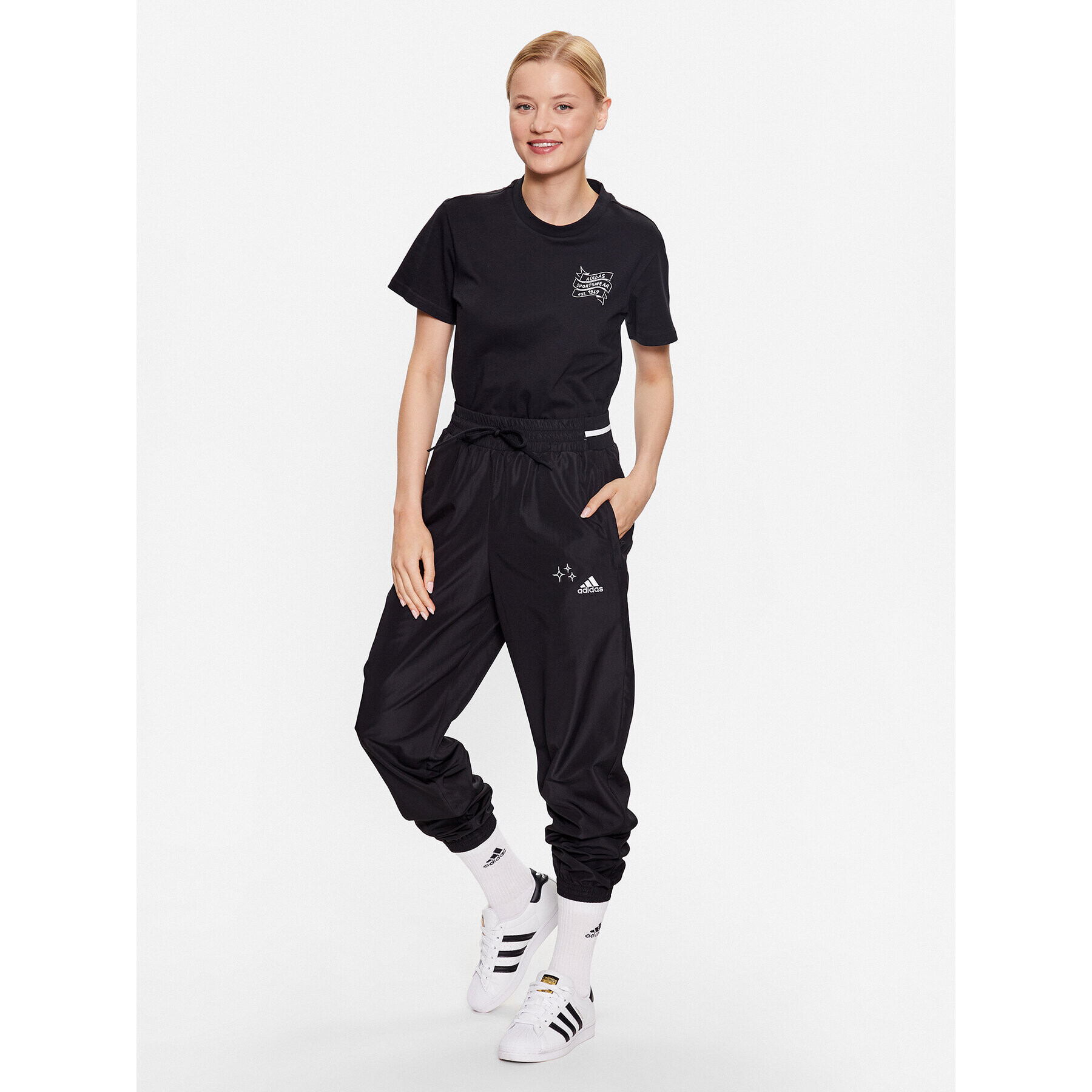 adidas Pantaloni trening IJ8751 Negru Loose Fit - Pled.ro