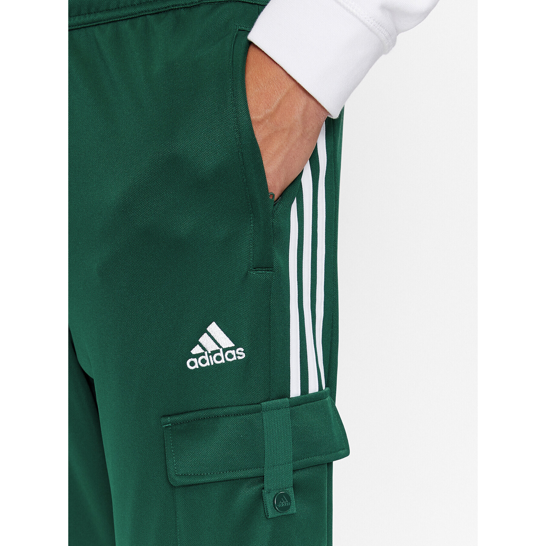 adidas Pantaloni trening IM2918 Verde Regular Fit - Pled.ro