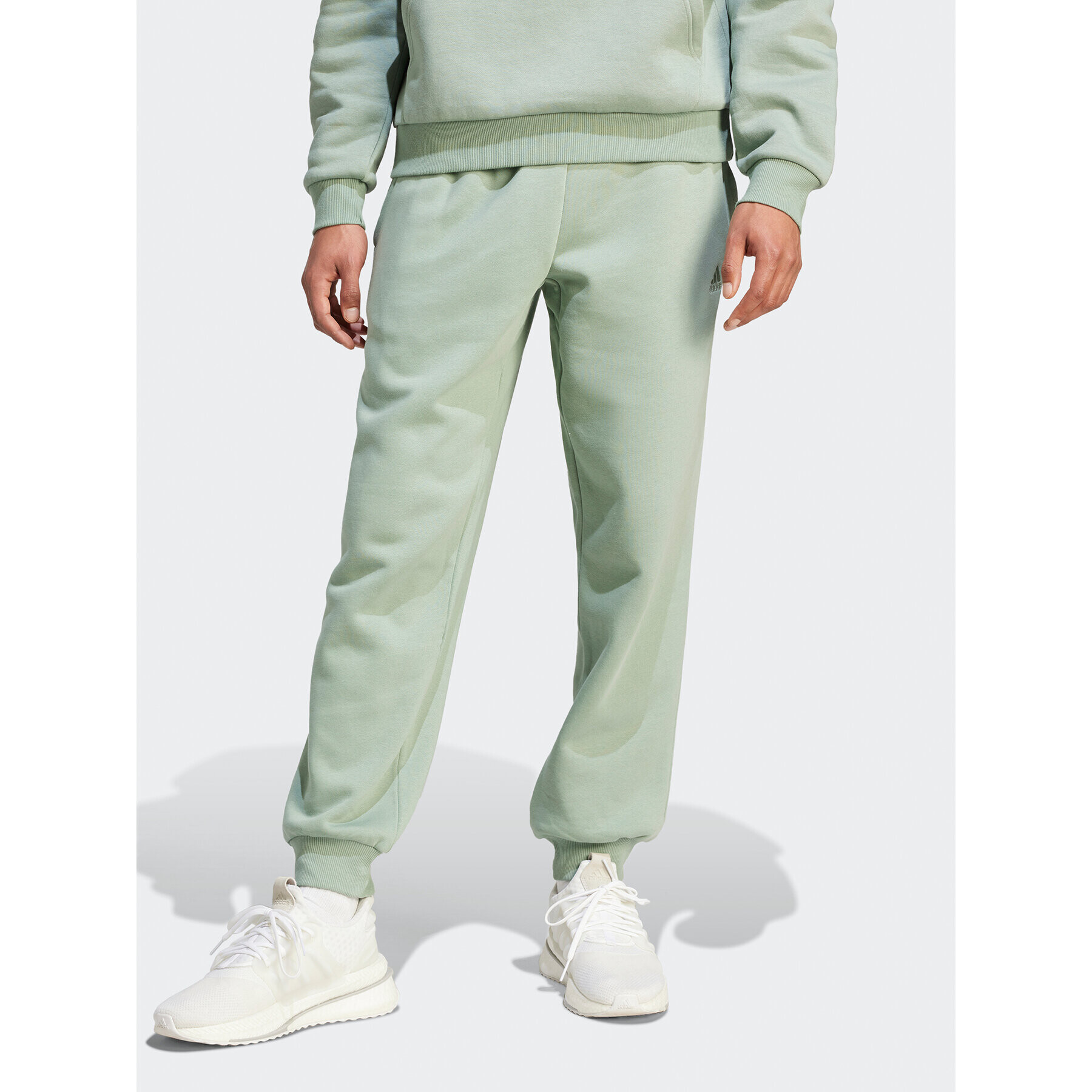 adidas Pantaloni trening IR8361 Verde Regular Fit - Pled.ro