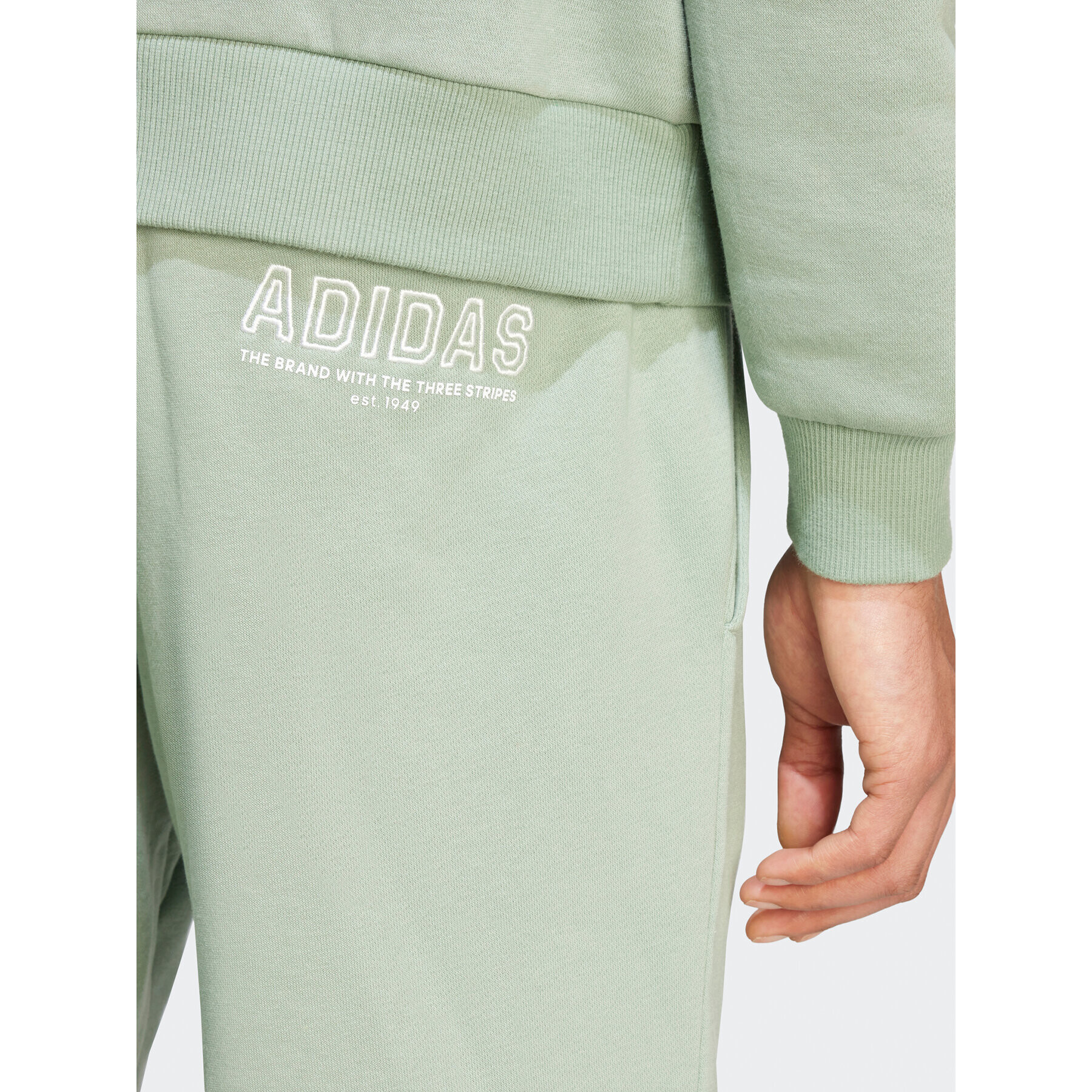 adidas Pantaloni trening IR8361 Verde Regular Fit - Pled.ro