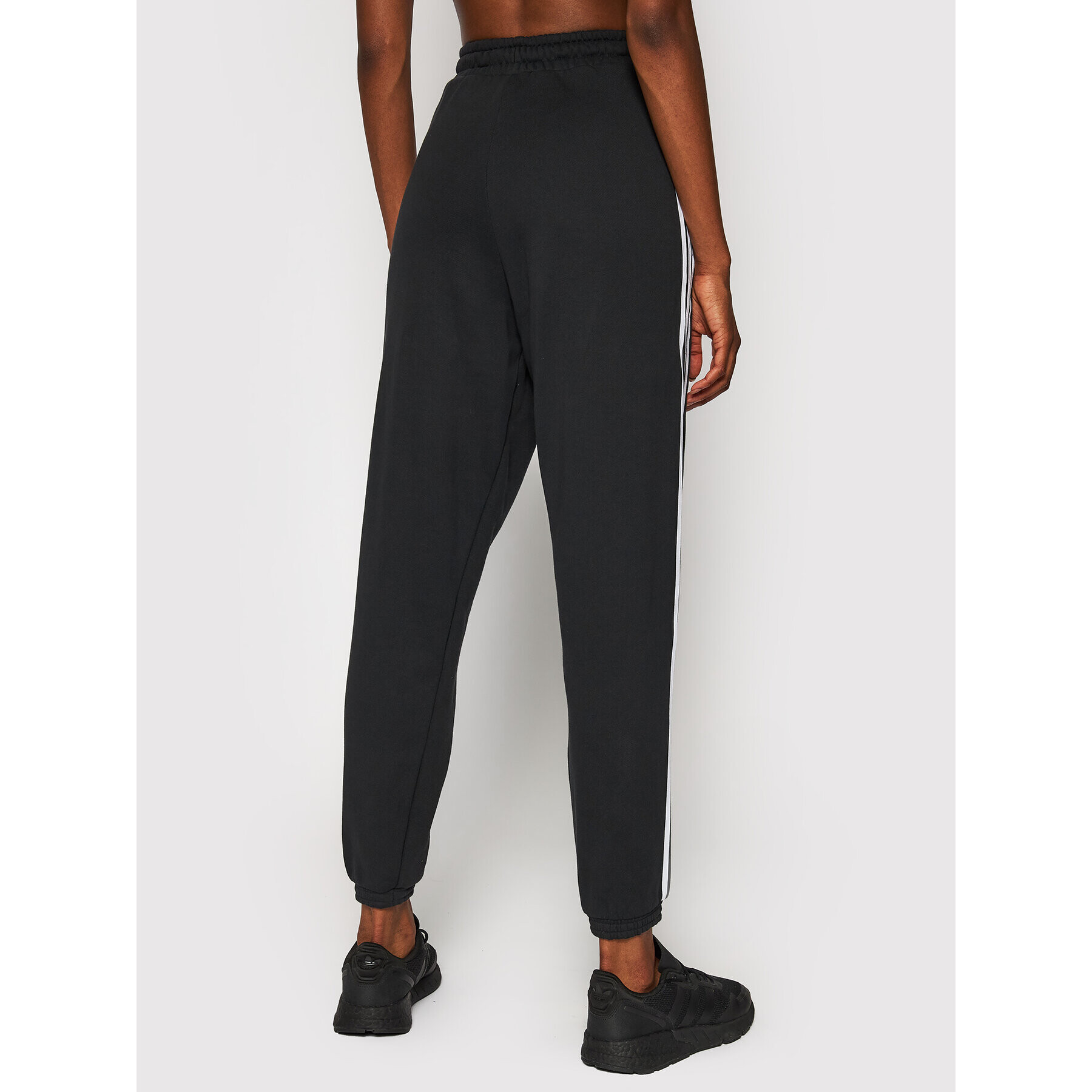 adidas Pantaloni trening Jogger GD2260 Negru Regular Fit - Pled.ro