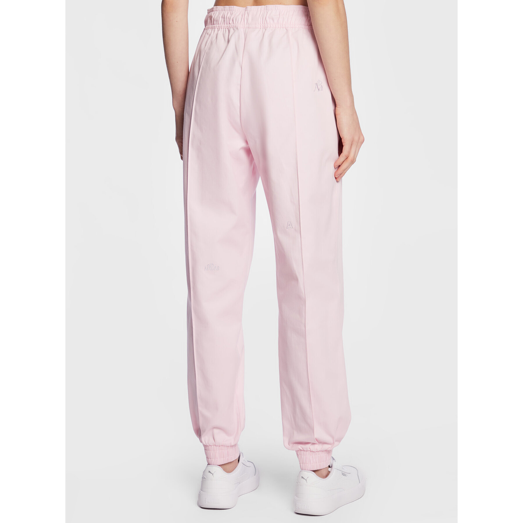 adidas Pantaloni trening Loose Trousers with Healing Crystals-Inspired Graphics IC0795 Roz Loose Fit - Pled.ro