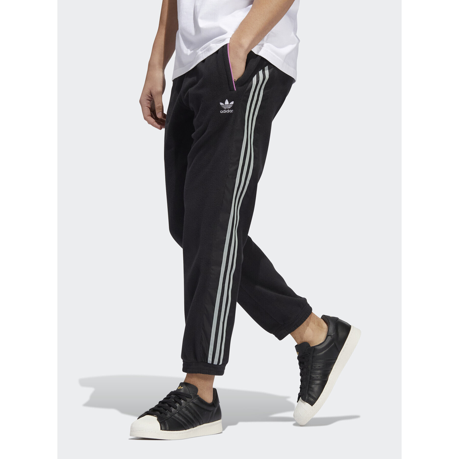 adidas Pantaloni trening Polar Fleece Joggers HI3016 Negru Relaxed Fit - Pled.ro