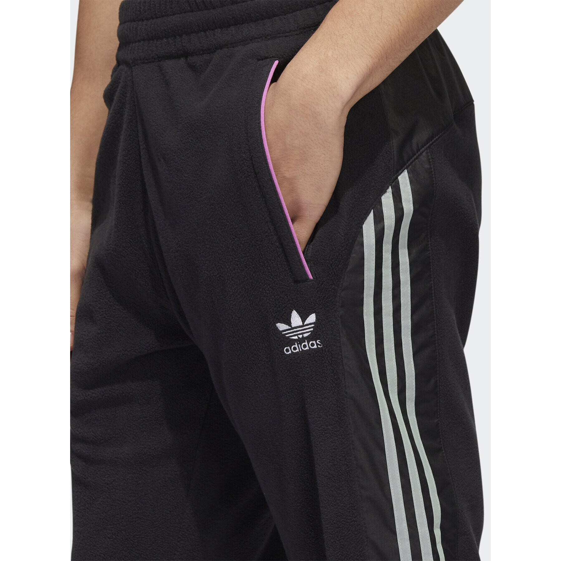 adidas Pantaloni trening Polar Fleece Joggers HI3016 Negru Relaxed Fit - Pled.ro