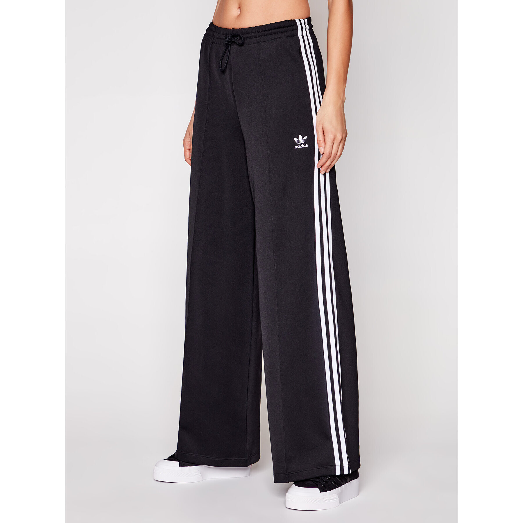 adidas Pantaloni trening Primeblue Wide Leg GD2273 Negru Relaxed Fit - Pled.ro