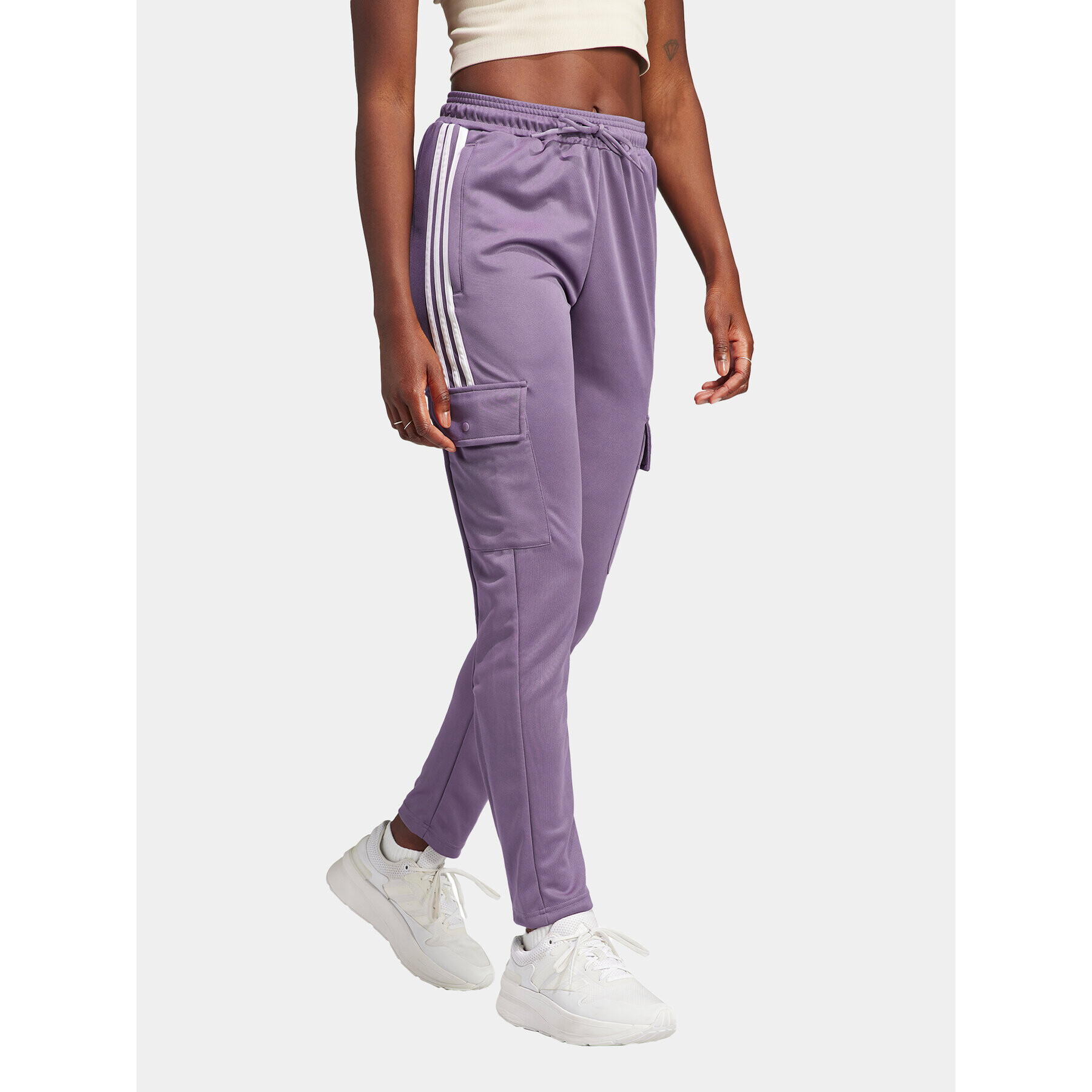 adidas Pantaloni trening Tiro Cargo IJ8420 Violet Regular Fit - Pled.ro