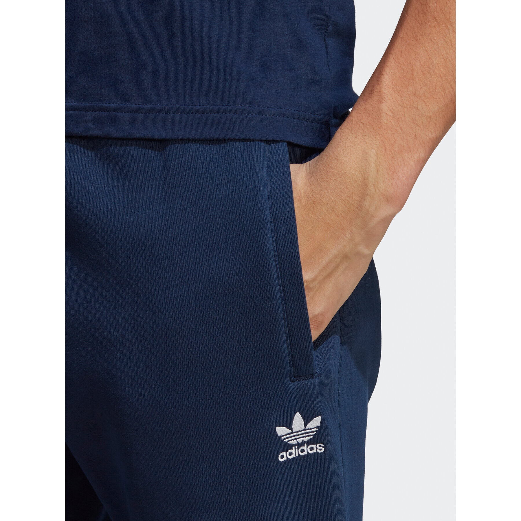 adidas Pantaloni trening Trefoil Essentials Joggers IA4835 Albastru Slim Fit - Pled.ro