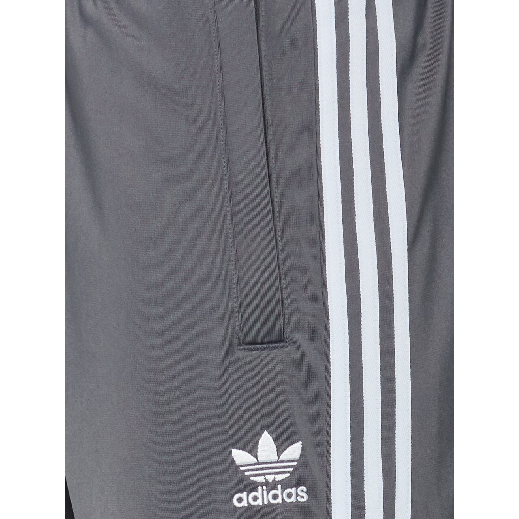 adidas Pantaloni trening Tricot Sst HI3006 Gri Regular Fit - Pled.ro