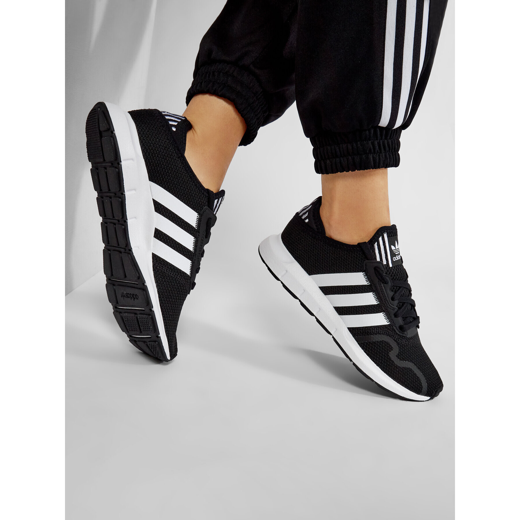 adidas Pantofi Swift Run X J FY2150 Negru - Pled.ro