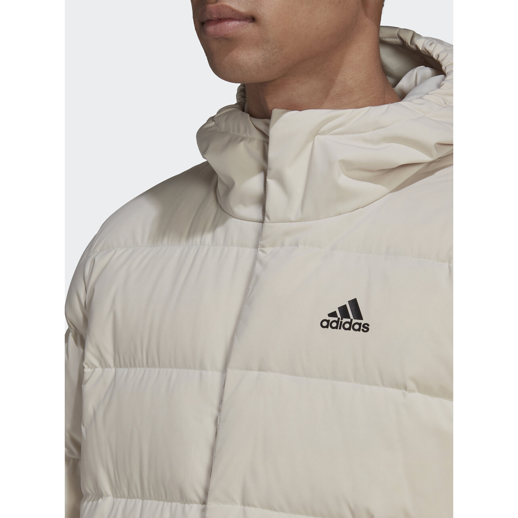 adidas Geacă din puf Helionic HG4886 Écru Regular Fit - Pled.ro