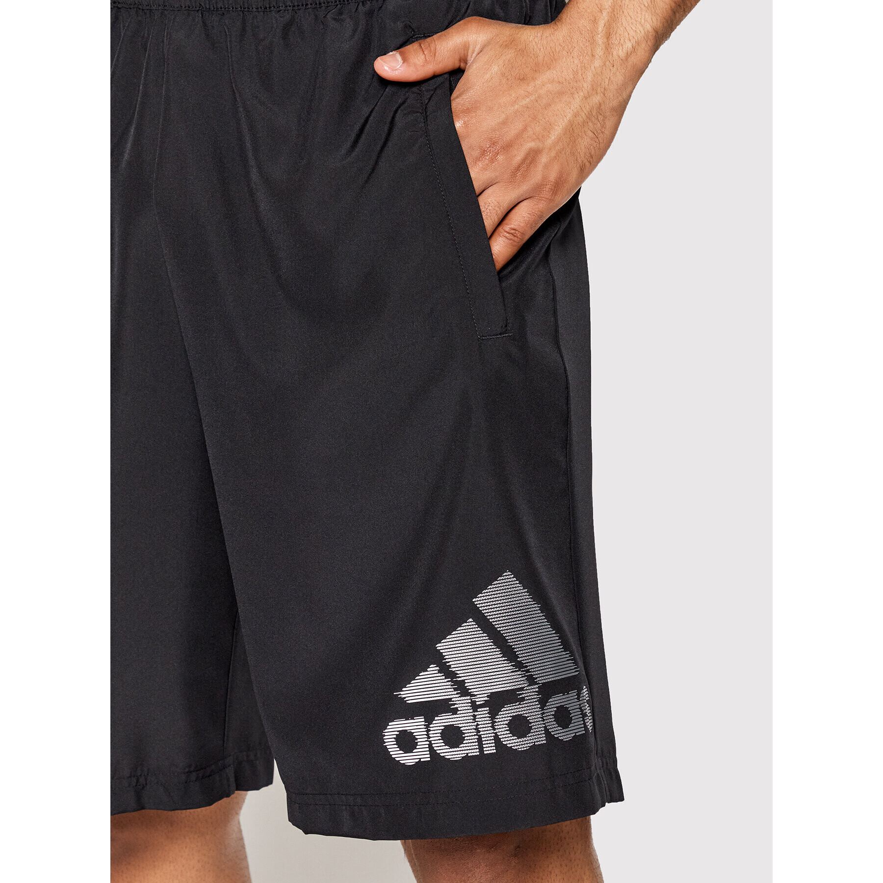 adidas Pantaloni scurți sport Designed To Move HF7201 Negru Regular Fit - Pled.ro