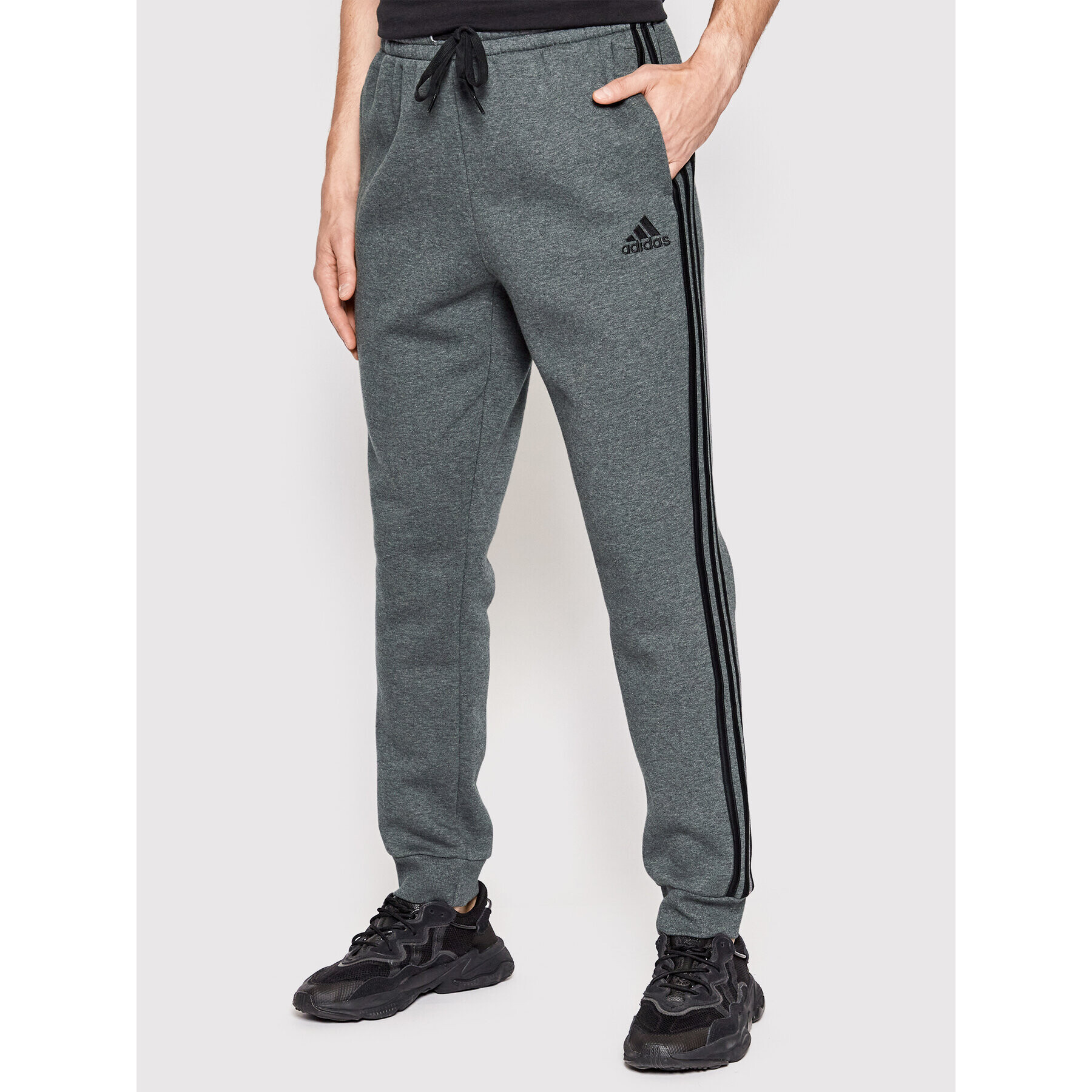 adidas Performance adidas Pantaloni trening Essentials GK8826 Gri Regular Fit - Pled.ro