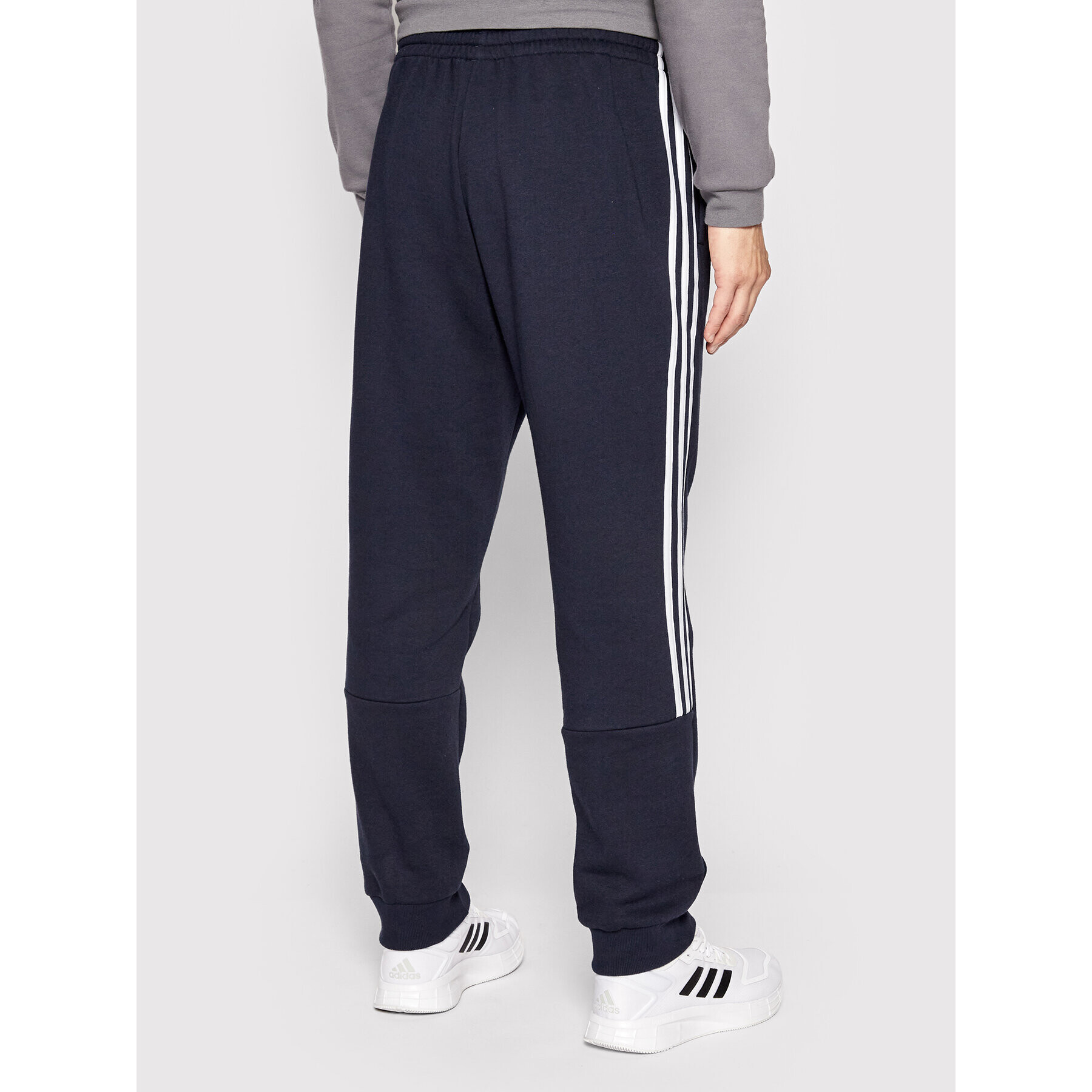 adidas Pantaloni trening Essentials GK8977 Bleumarin Regular Fit - Pled.ro