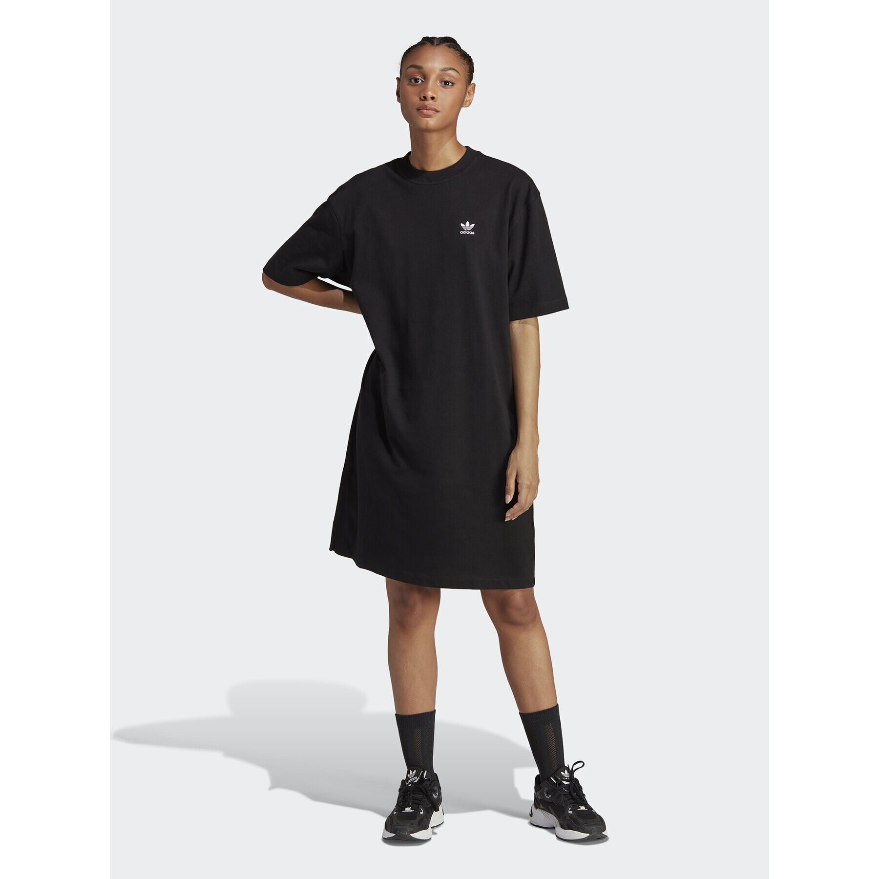 adidas Rochie de zi IB7318 Negru Relaxed Fit - Pled.ro