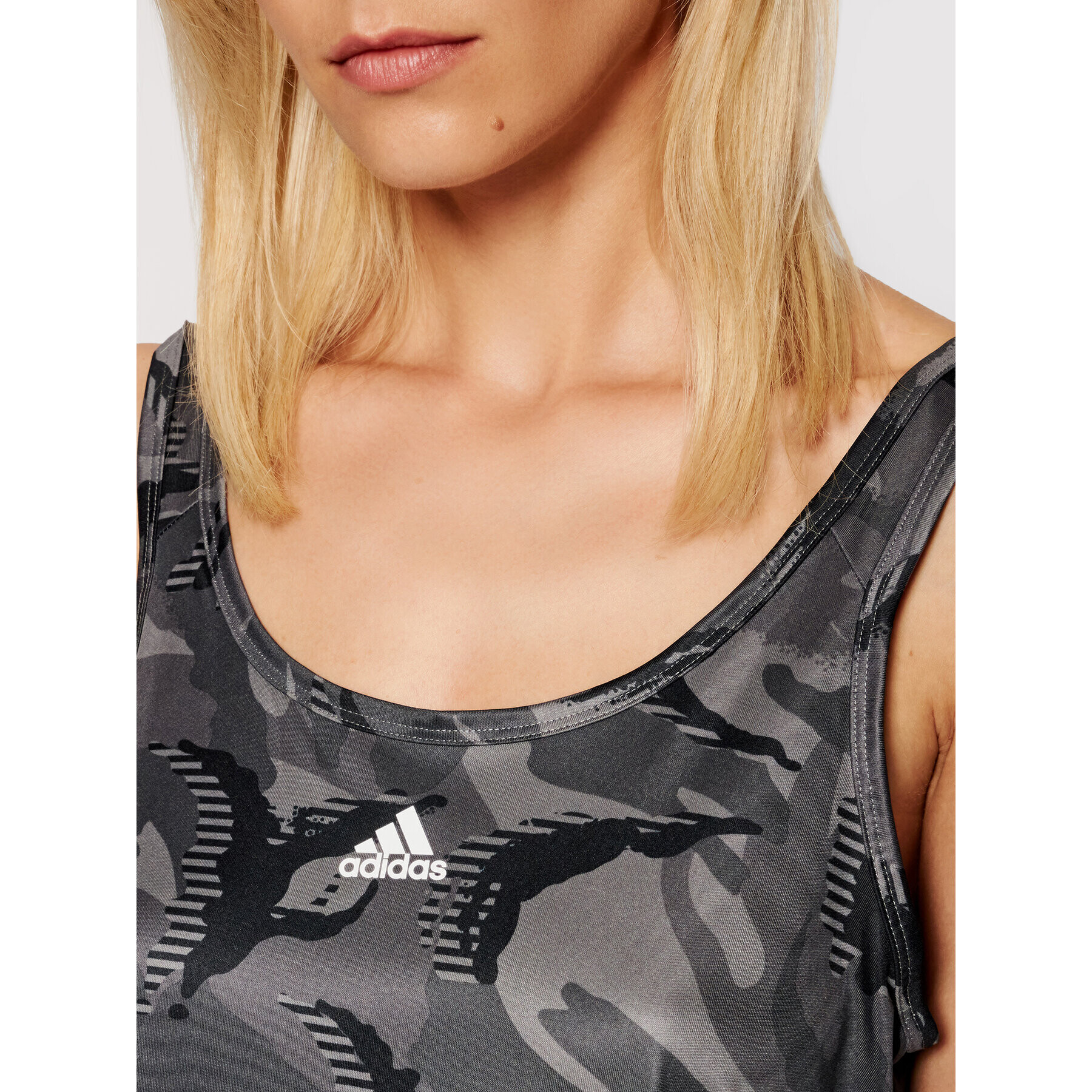 adidas Tricou tehnic Designed 2 Move Camouflage GL3779 Gri Regular Fit - Pled.ro