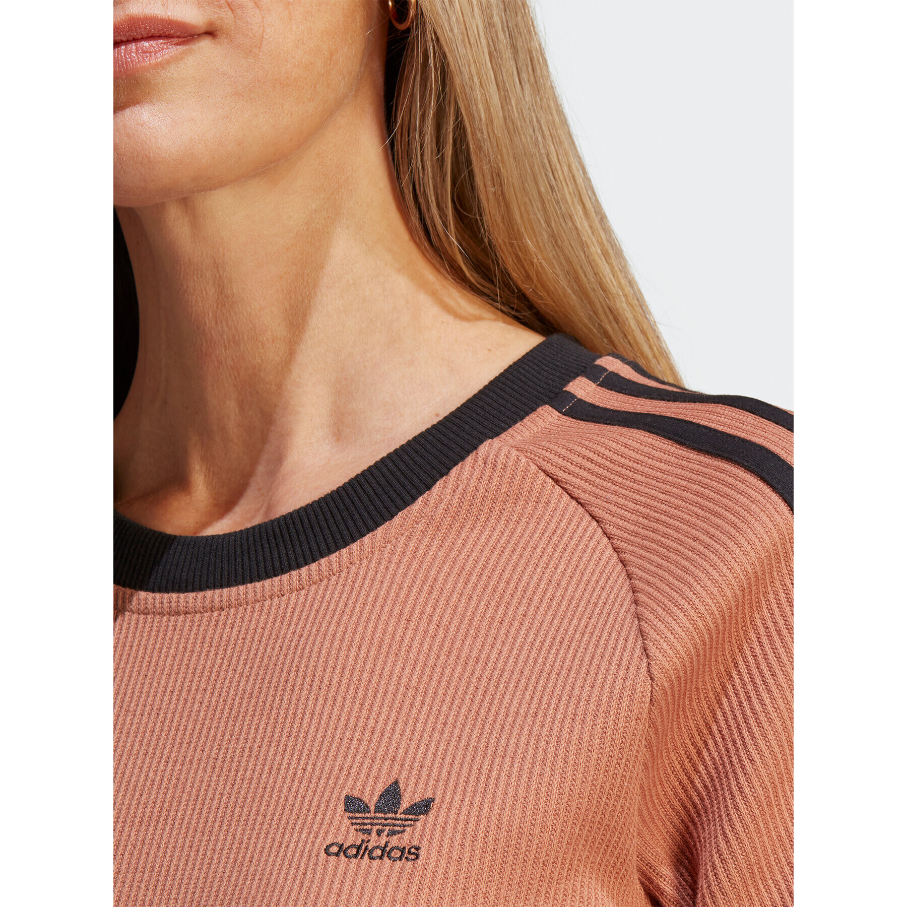 adidas Tricou 3-Stripes Slim T-Shirt IC5464 Maro - Pled.ro