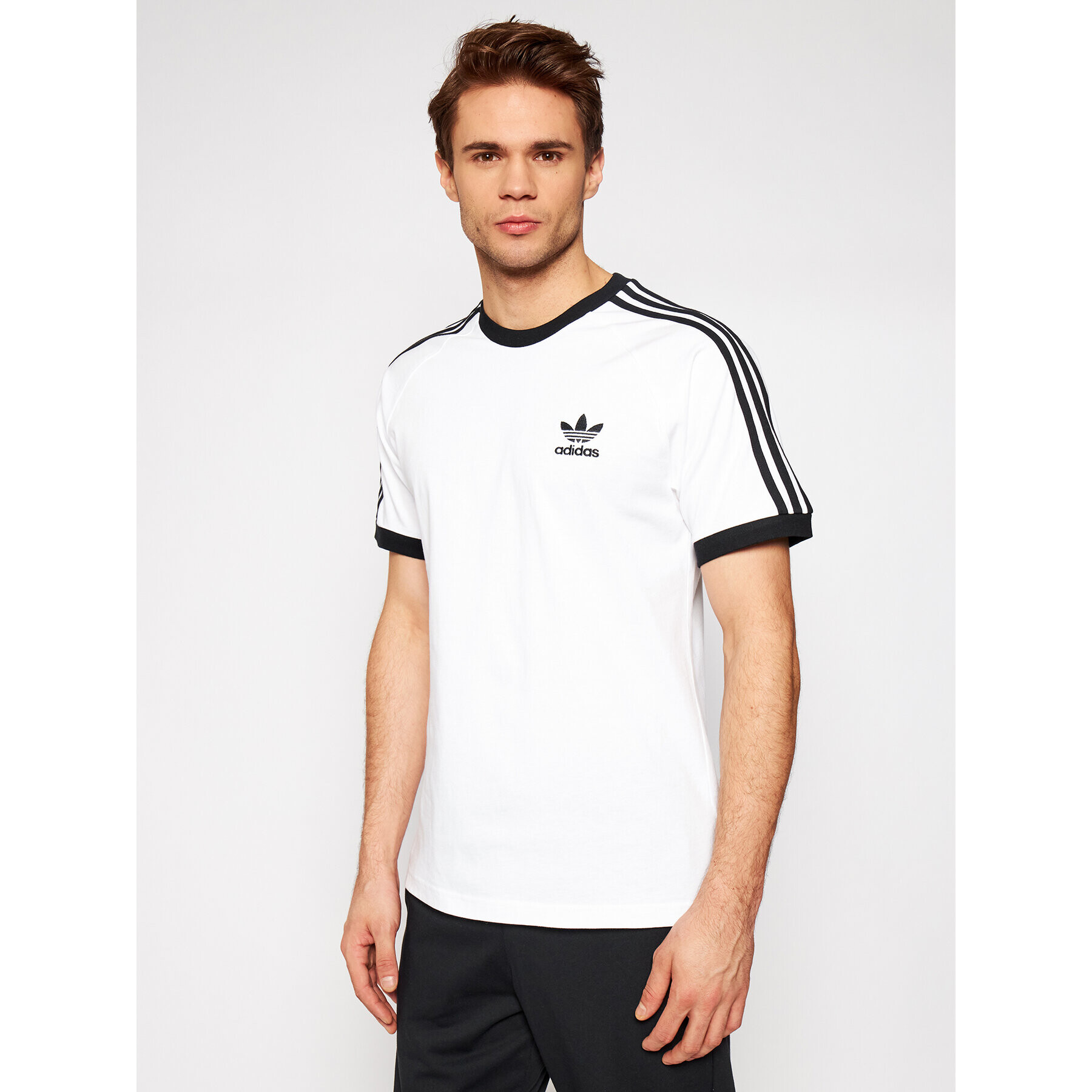 adidas Tricou adicolor Classics 3-Stripes GN3494 Alb Slim Fit - Pled.ro