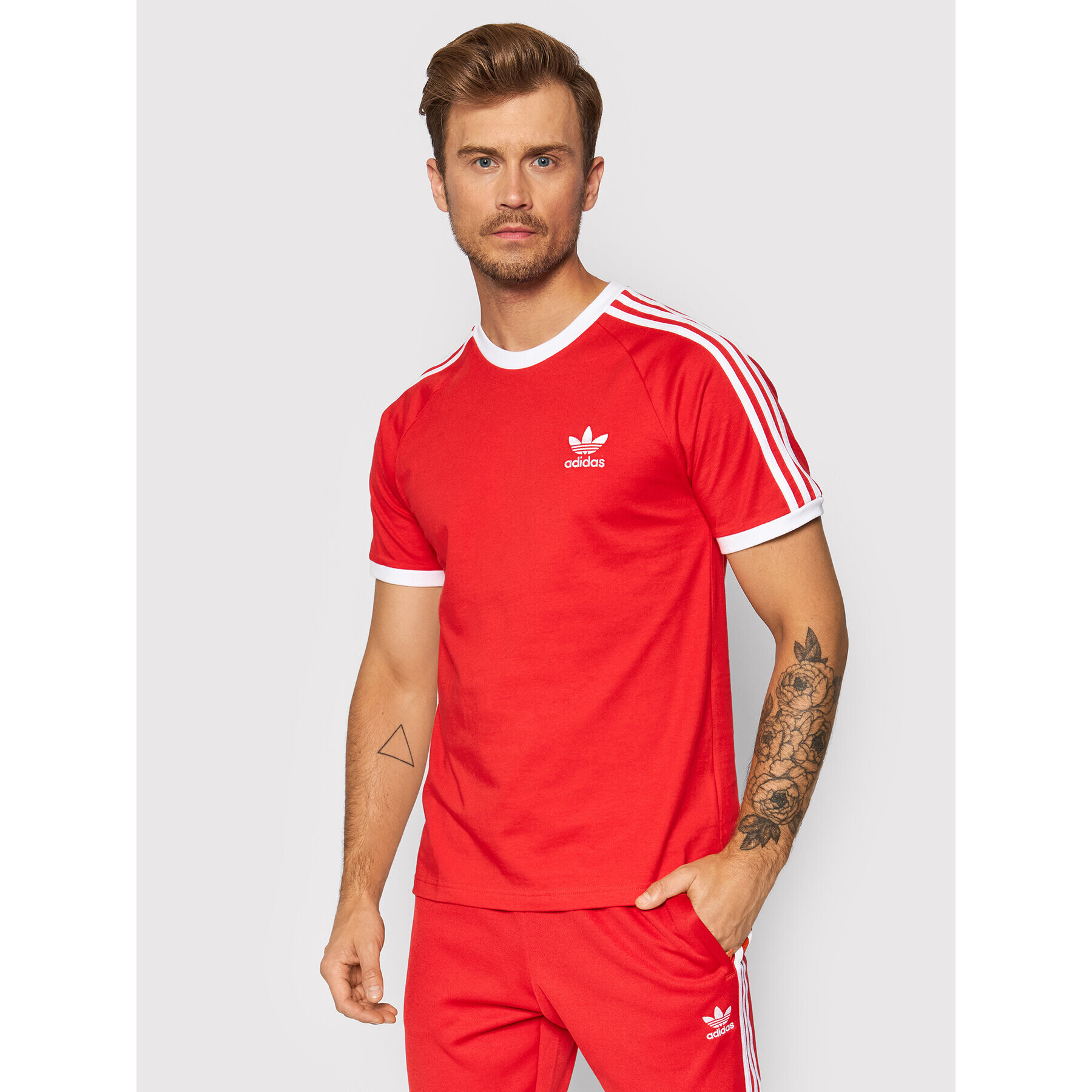 adidas Tricou adicolor Classics 3-Stripes H37756 Roșu Slim Fit - Pled.ro