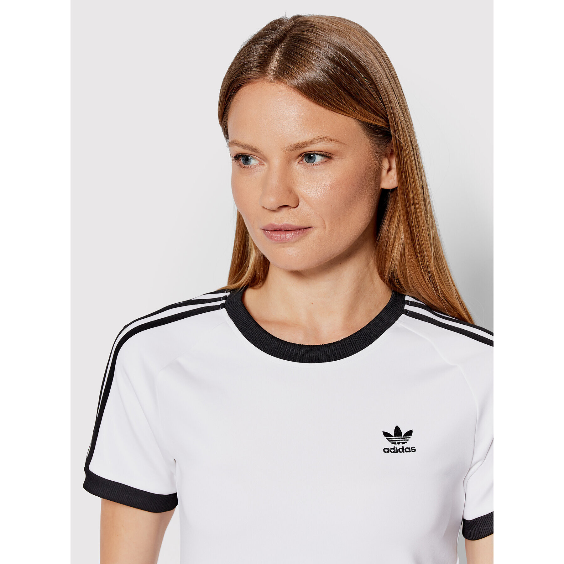 adidas Tricou adicolor Classics 3-Stripes HM6412 Alb Slim Fit - Pled.ro