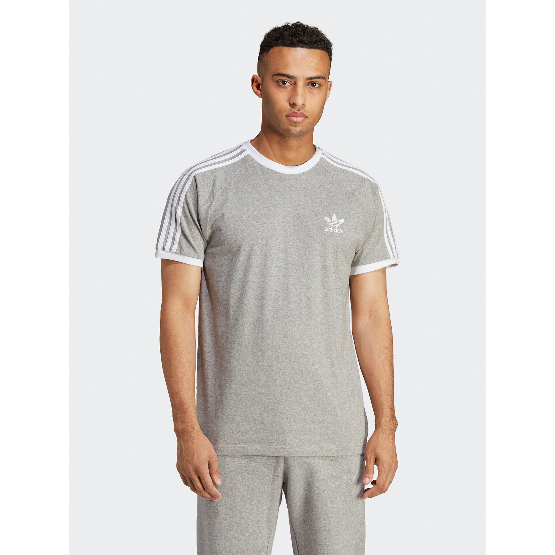 adidas Tricou Adicolor Classics 3-Stripes T-Shirt IA4848 Gri Slim Fit - Pled.ro