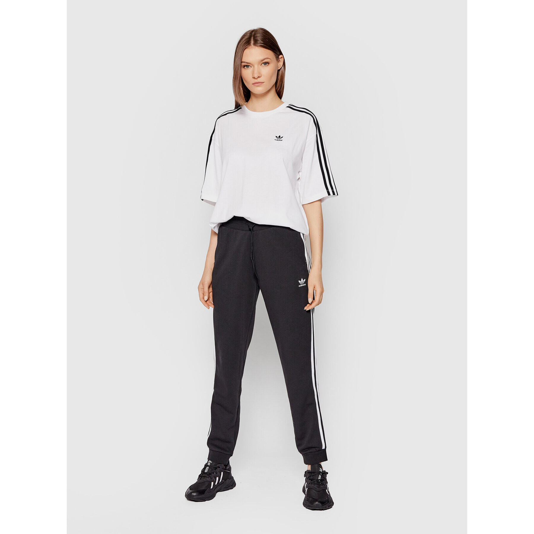 adidas Tricou adicolor Classics H37796 Alb Oversize - Pled.ro