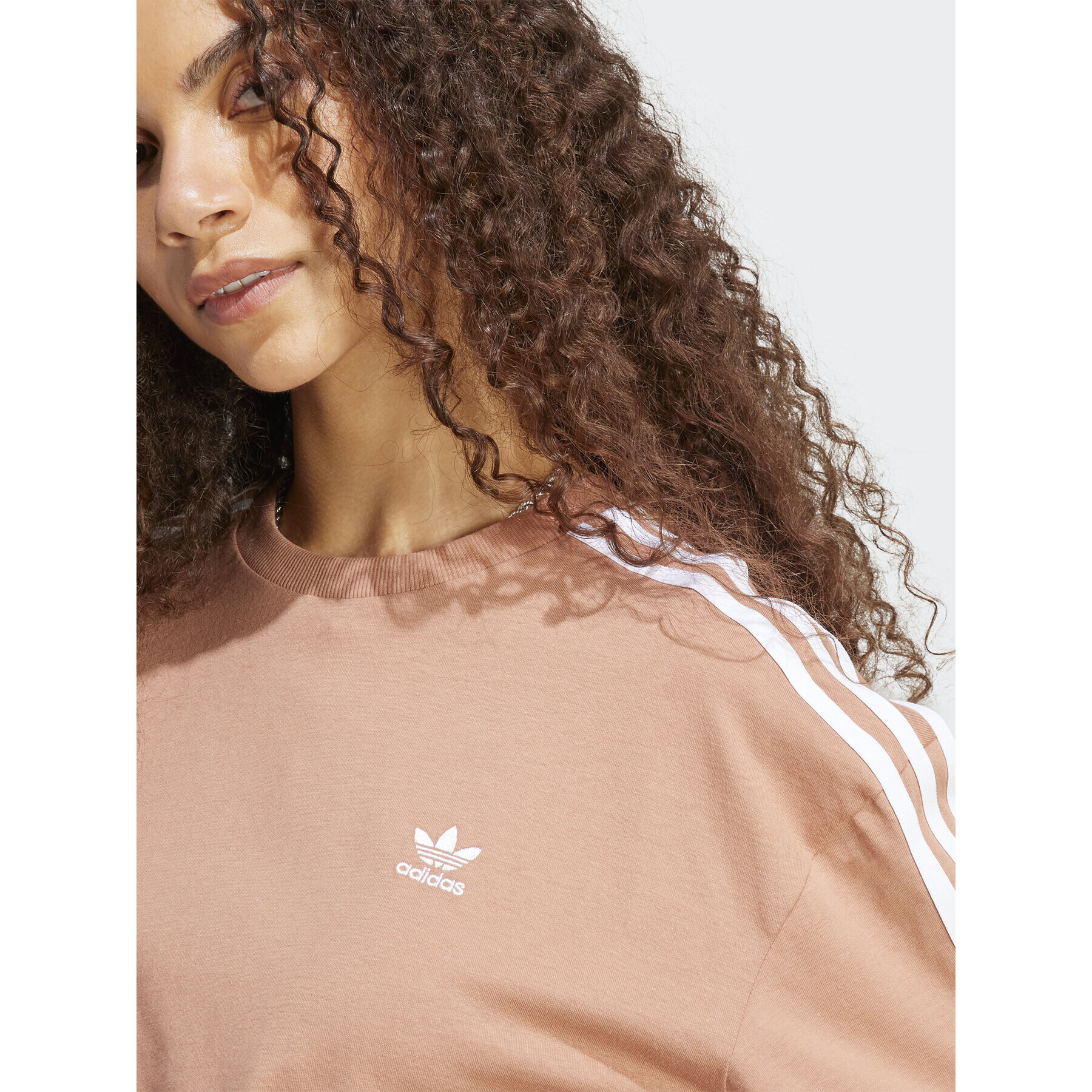 adidas Tricou Adicolor Classics Oversized T-Shirt IB7450 Maro Relaxed Fit - Pled.ro