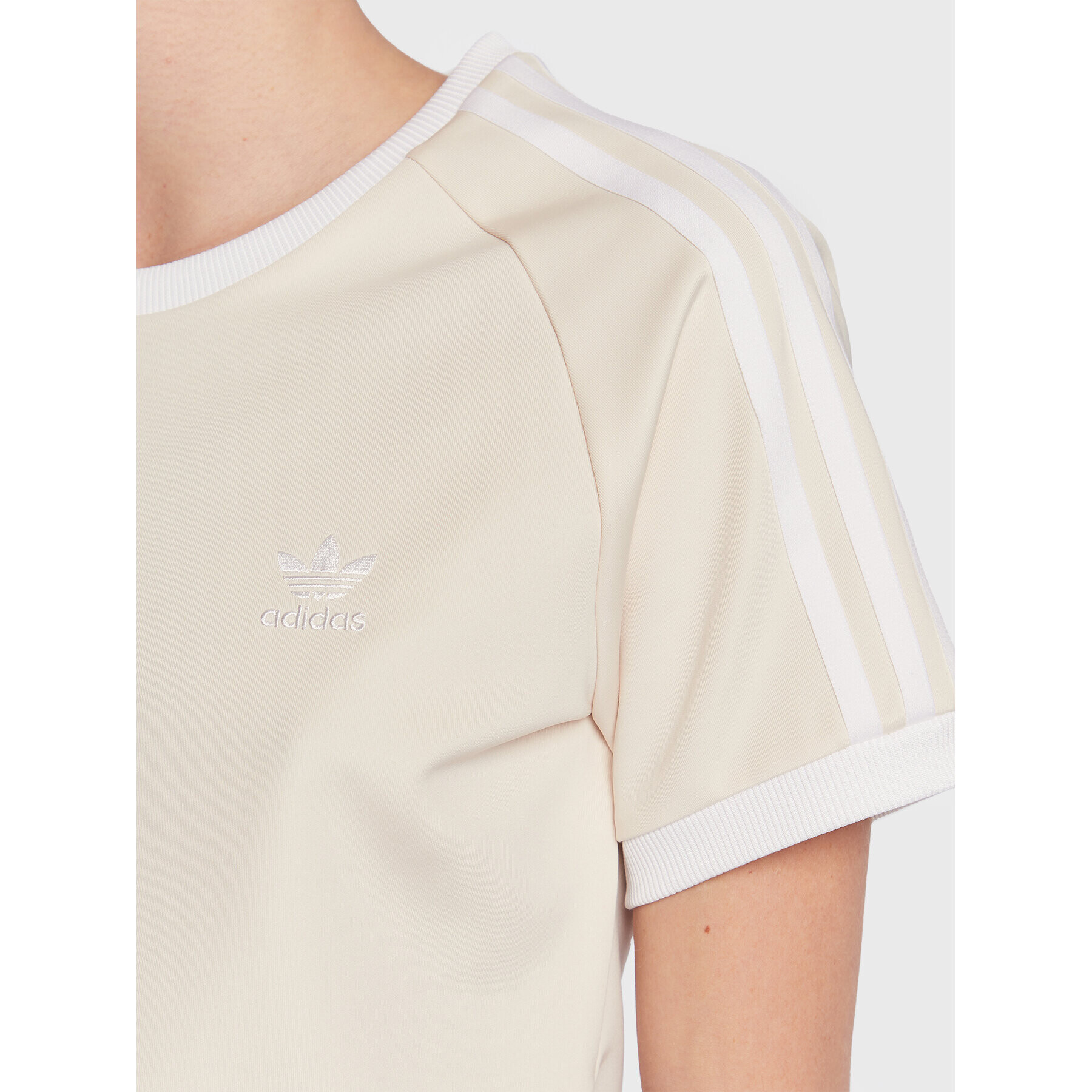 adidas Tricou Adicolor Classics Slim 3-Stripes T-Shirt IB7440 Bej Slim Fit - Pled.ro