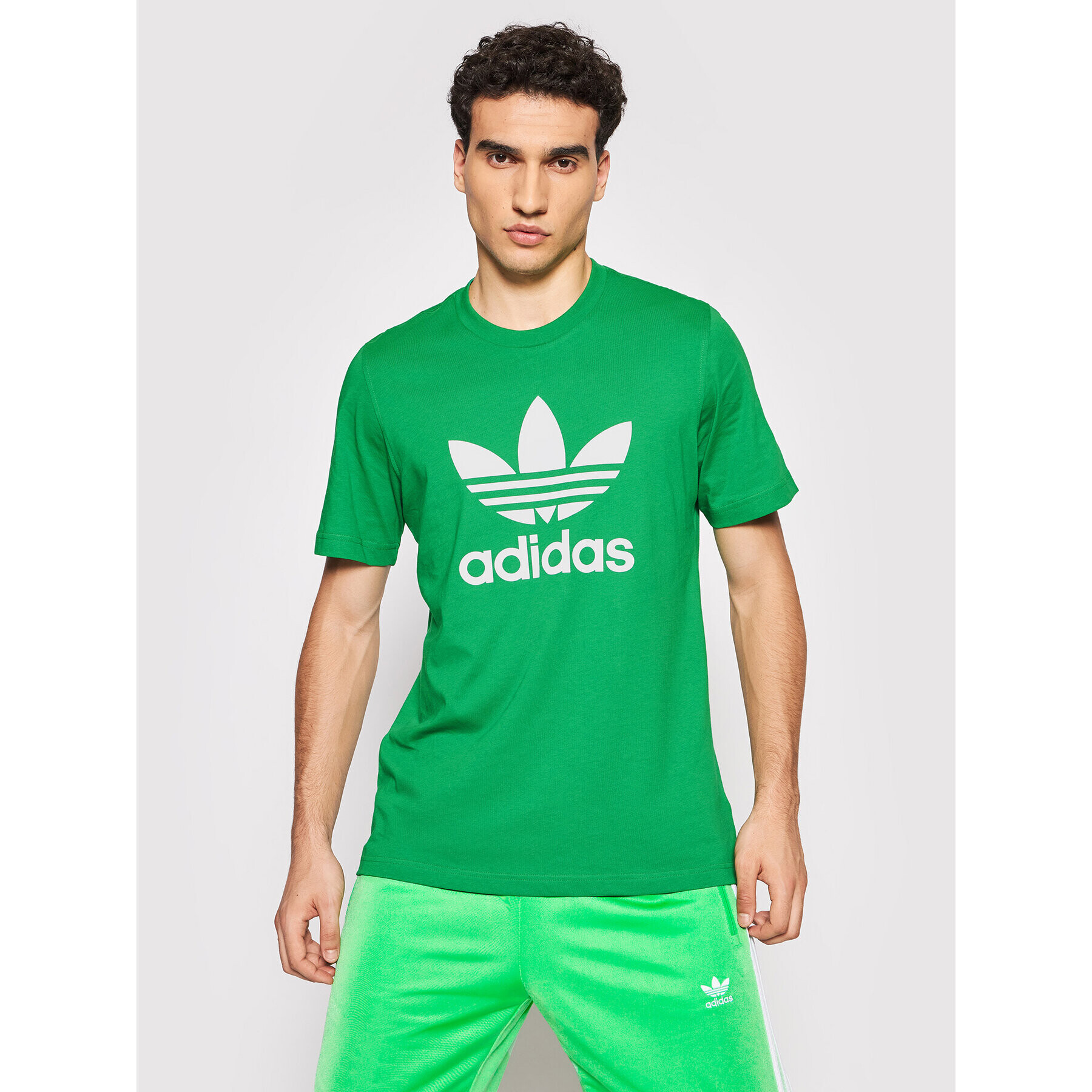 adidas Tricou adicolor Classics Trefoil H06639 Verde Regular Fit - Pled.ro