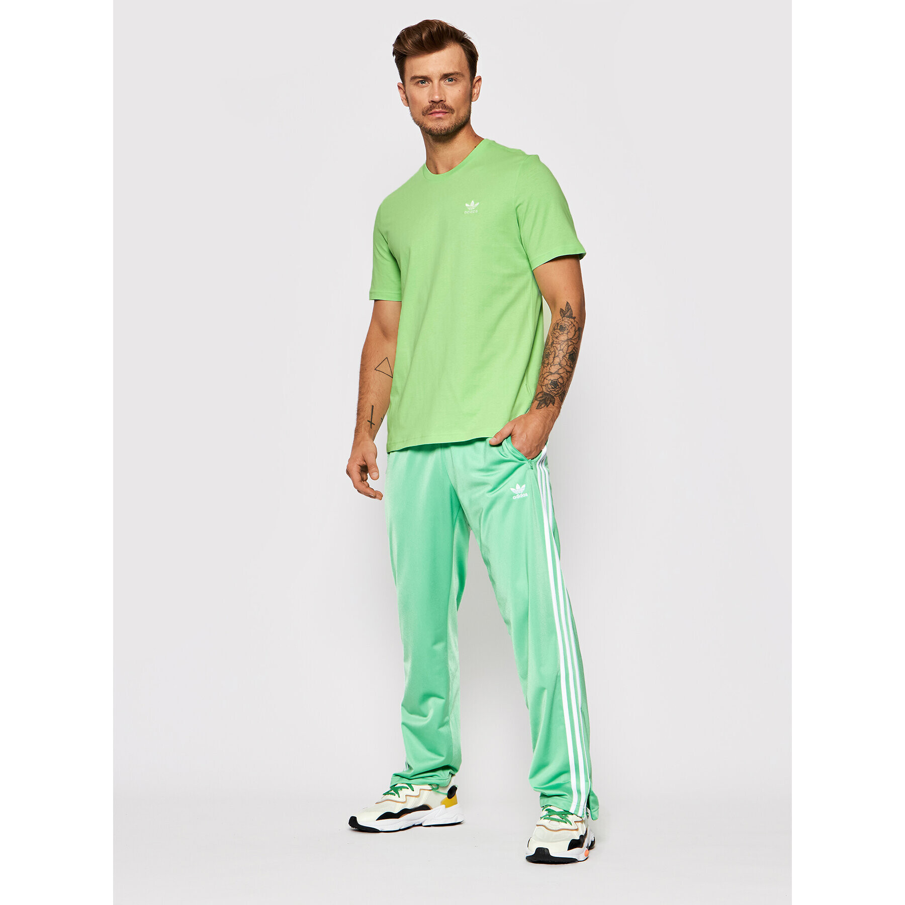 adidas Tricou adicolor Essentials Trefoil H34633 Verde Regular Fit - Pled.ro