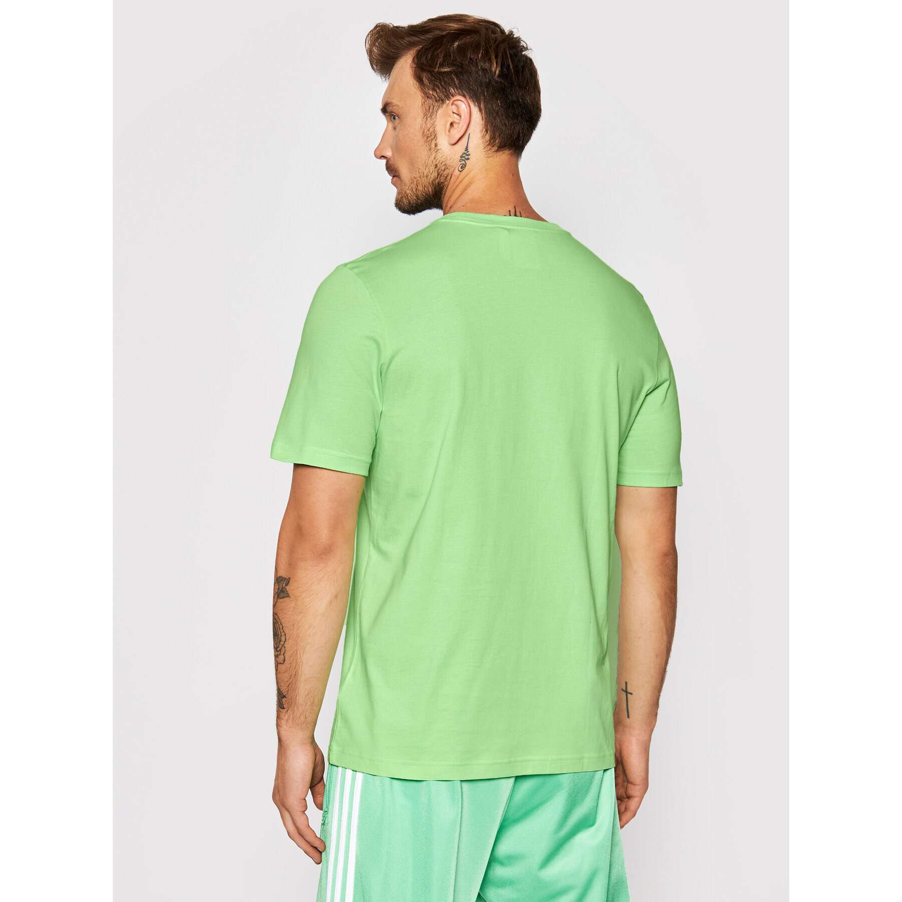 adidas Tricou adicolor Essentials Trefoil H34633 Verde Regular Fit - Pled.ro