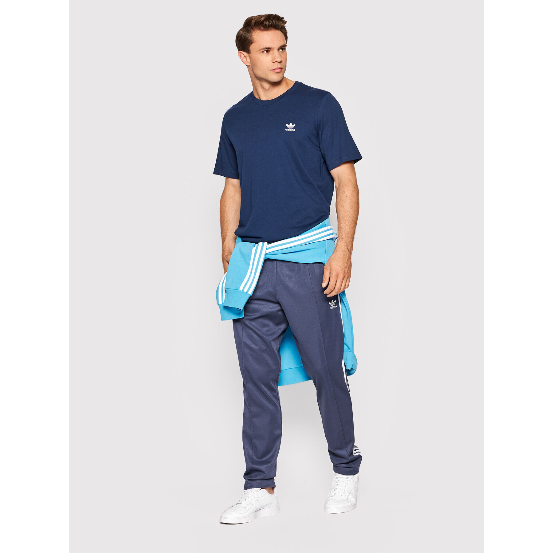 adidas Tricou adicolor Essentials Trefoil HJ7978 Bleumarin Regular Fit - Pled.ro