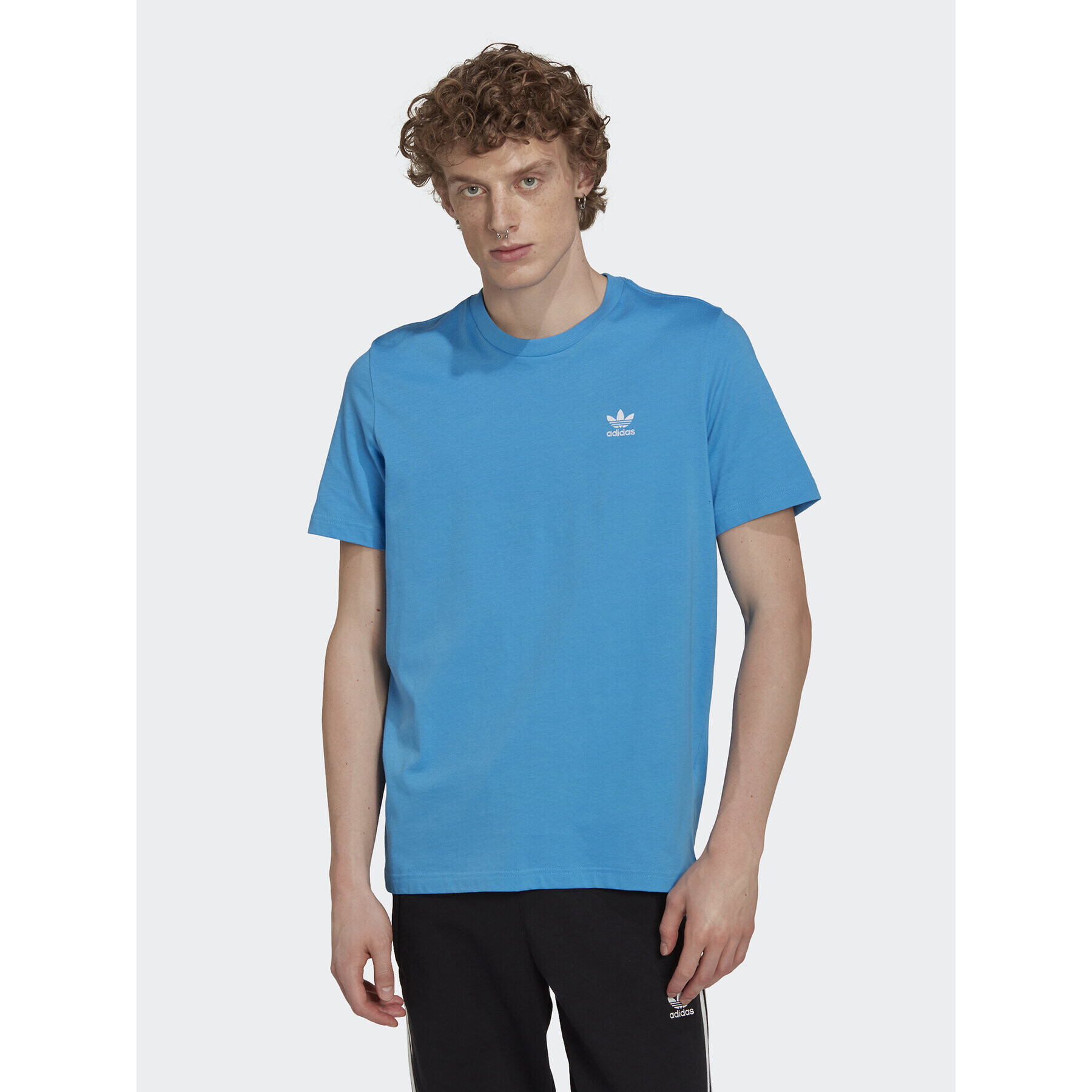 adidas Tricou adicolor Essentials Trefoil HJ7982 Albastru Regular Fit - Pled.ro