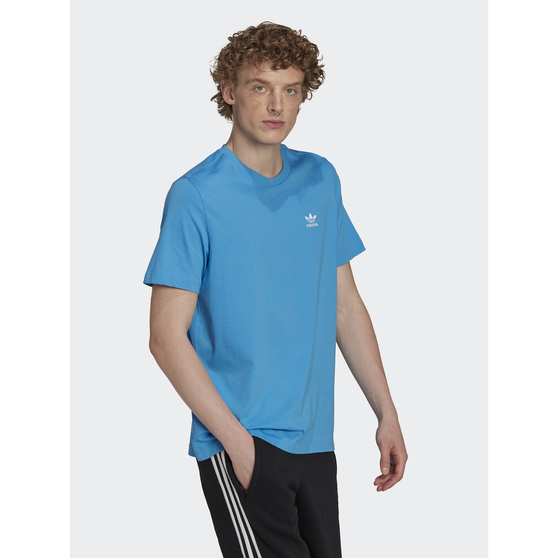 adidas Tricou adicolor Essentials Trefoil HJ7982 Albastru Regular Fit - Pled.ro