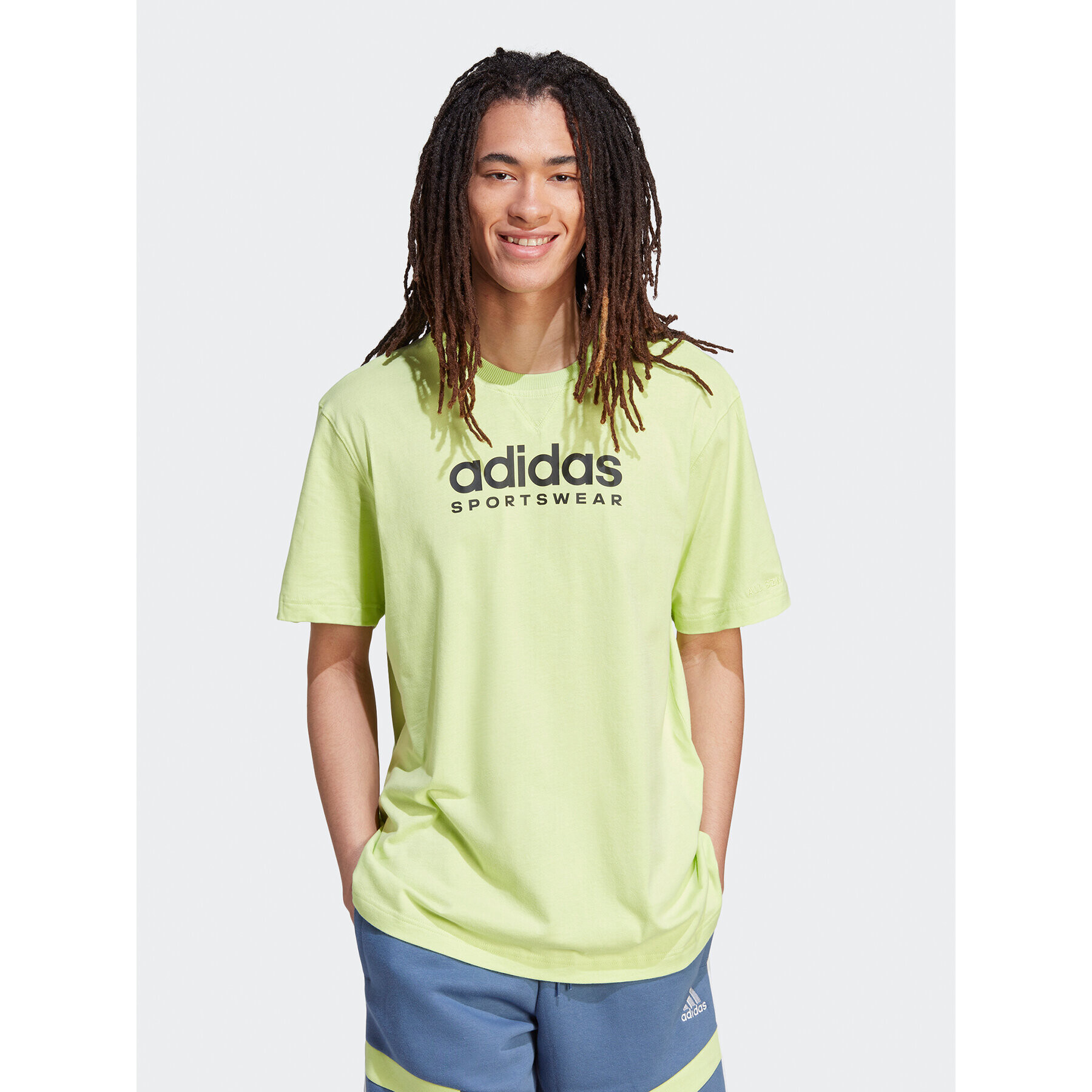 adidas Tricou All SZN Graphic IJ9433 Galben Loose Fit - Pled.ro