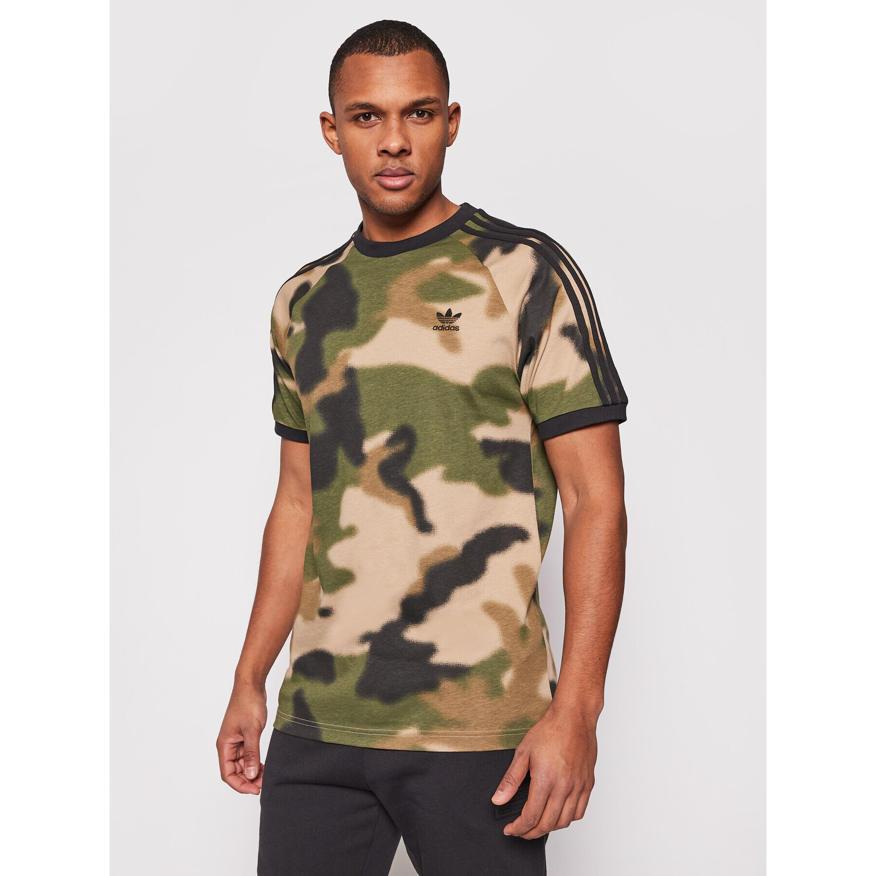 adidas Tricou Camo 3-Stripes Tee GN1882 Verde Regular Fit - Pled.ro