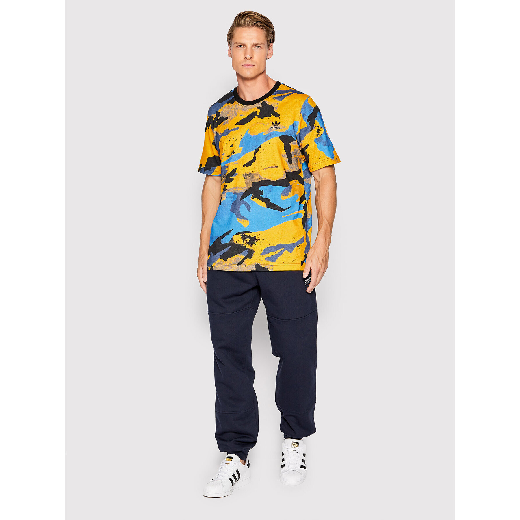 adidas Tricou Camo Series Allover Print HK2801 Colorat Regular Fit - Pled.ro