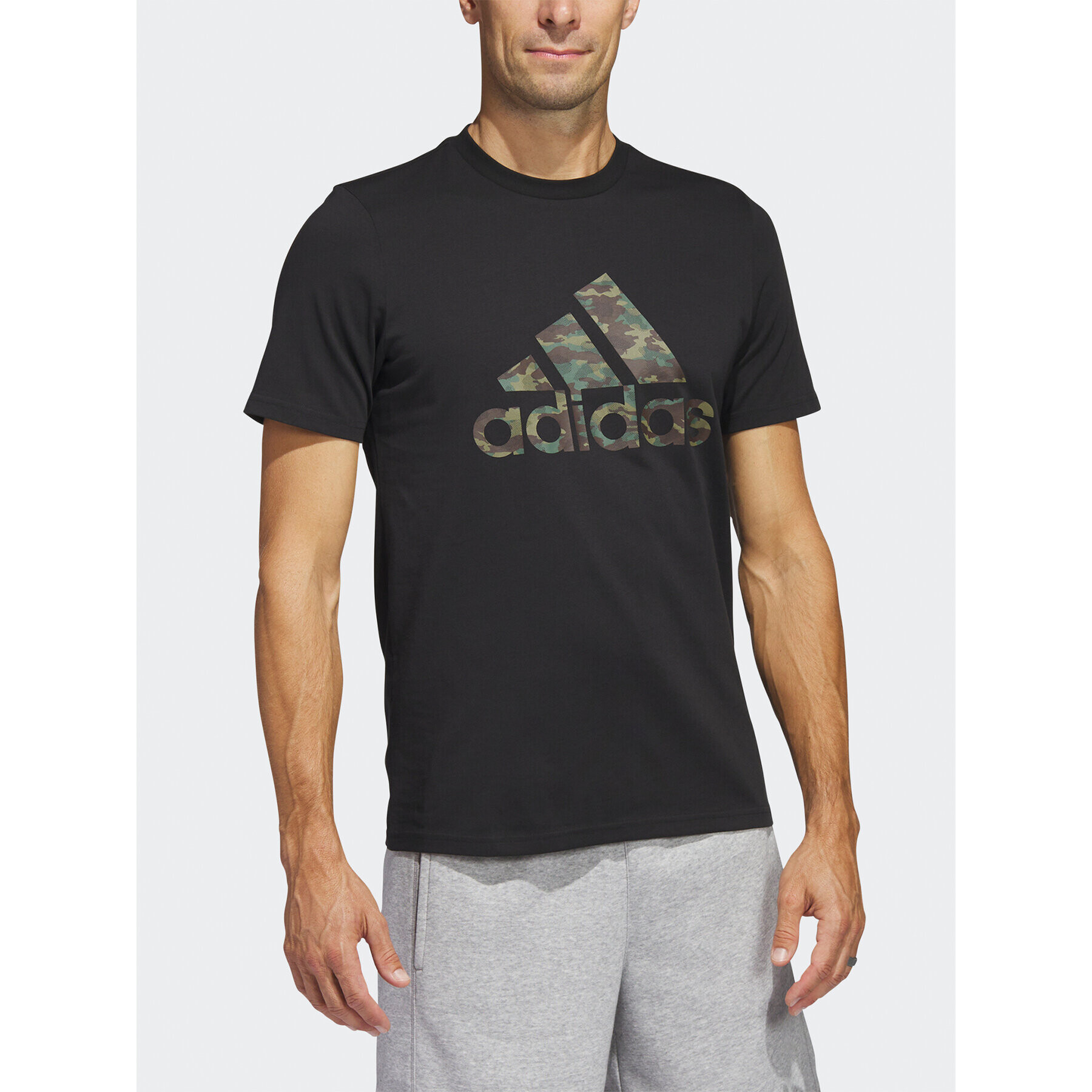 adidas Tricou Camo Short Sleeve T-Shirt HS3215 Negru Regular Fit - Pled.ro