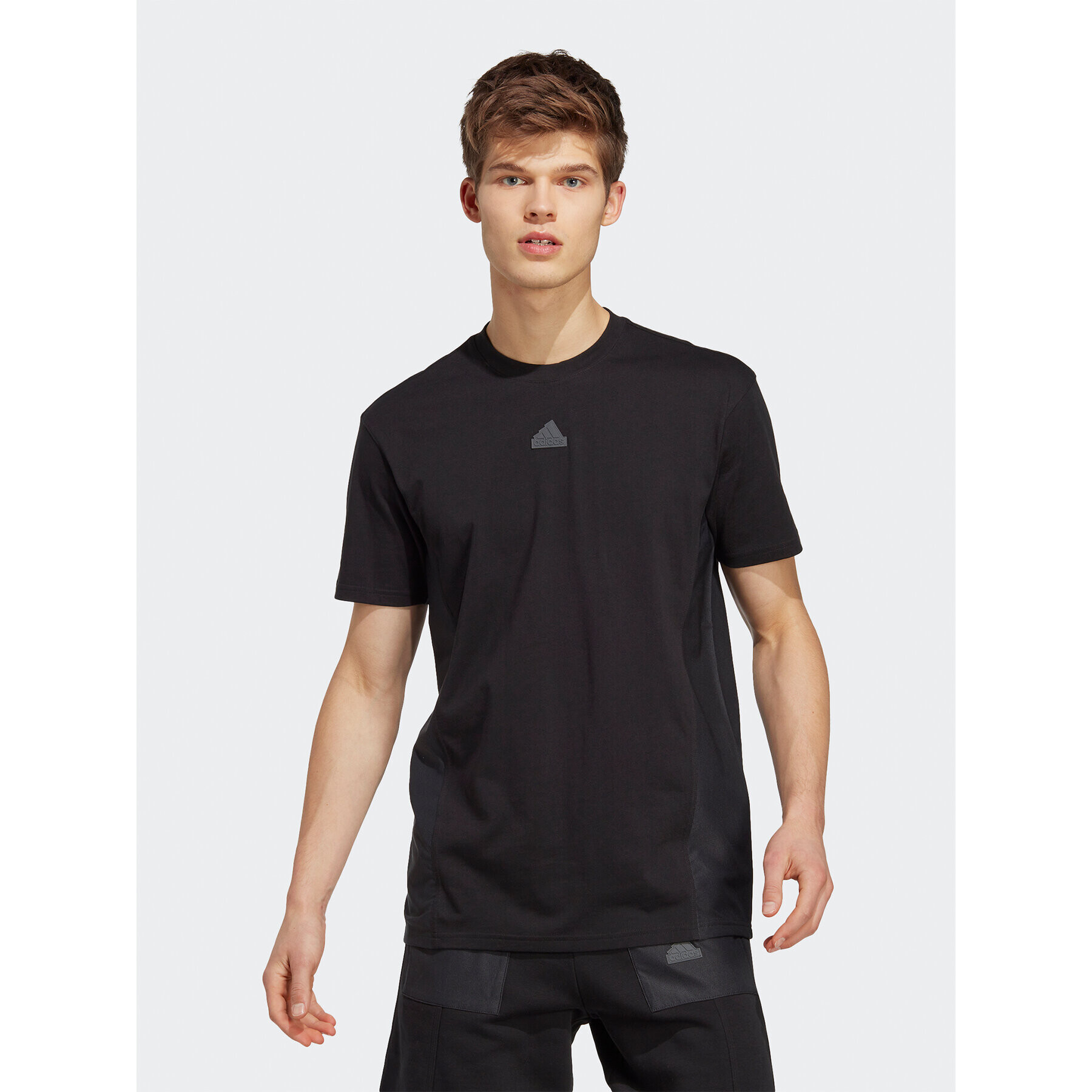 adidas Tricou City Escape T-Shirt IC9723 Negru Regular Fit - Pled.ro