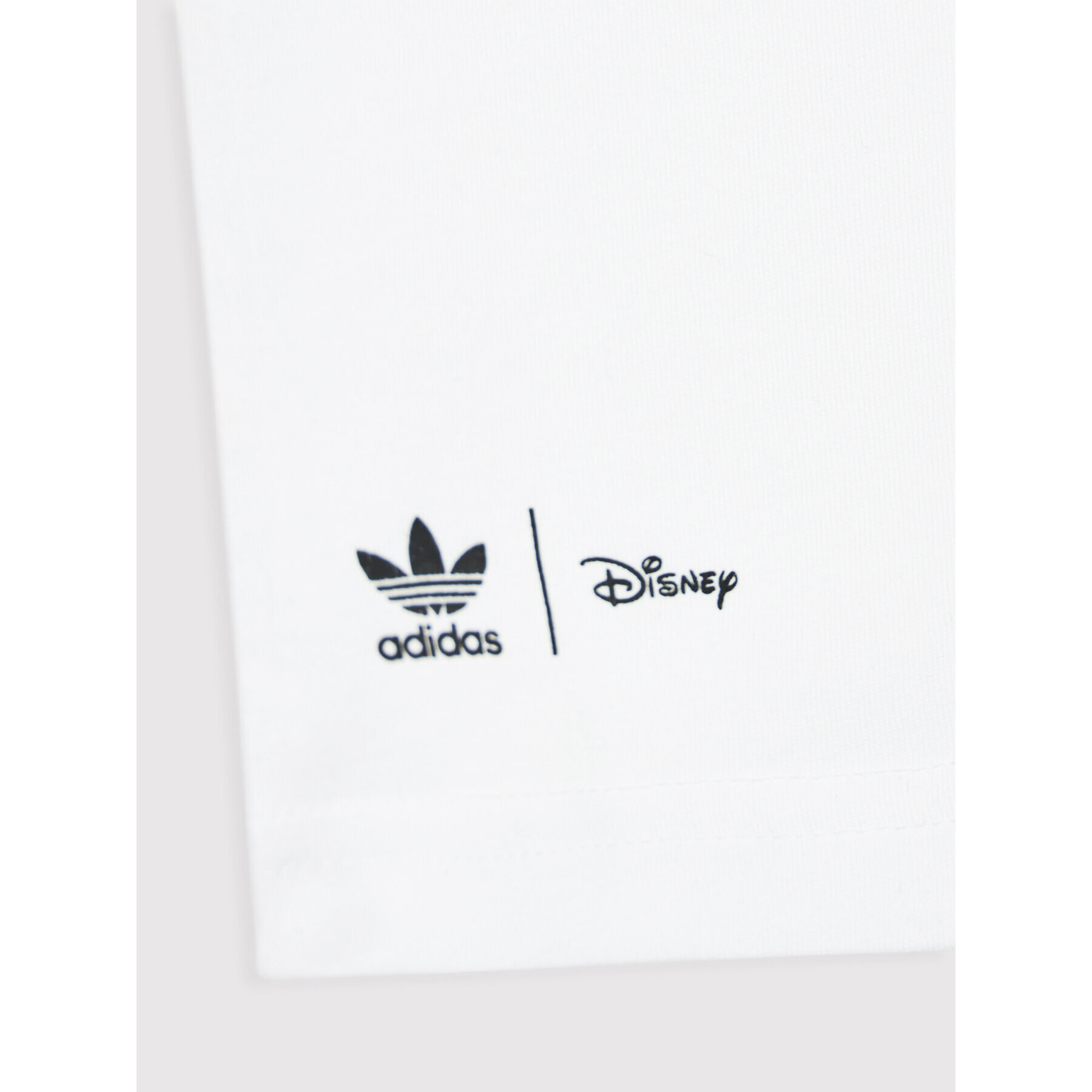 adidas Tricou DISNEY Mickey And Friends H20317 Alb Regular Fit - Pled.ro