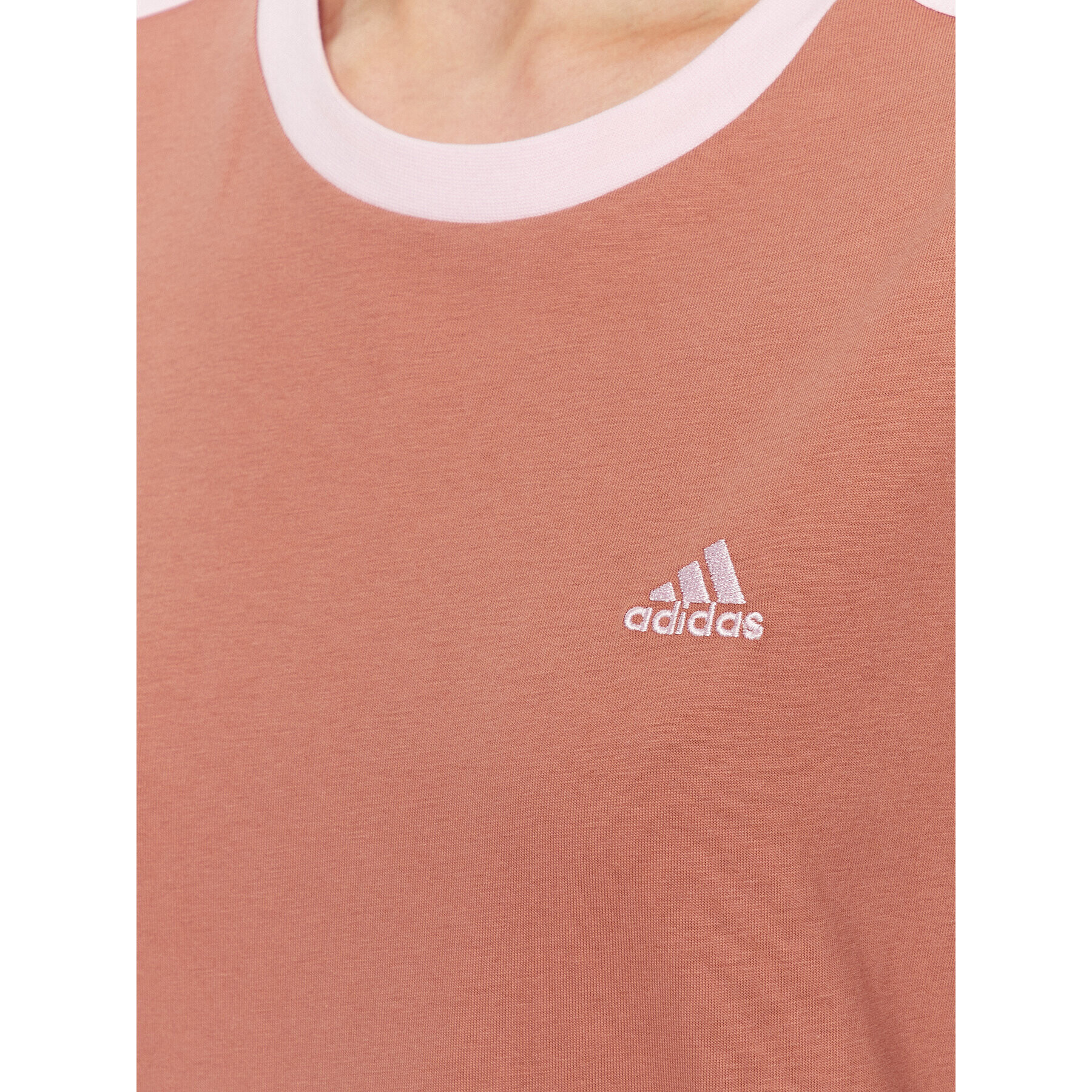 adidas Tricou Essentials 3-Stripes T-Shirt IM2871 Maro Loose Fit - Pled.ro