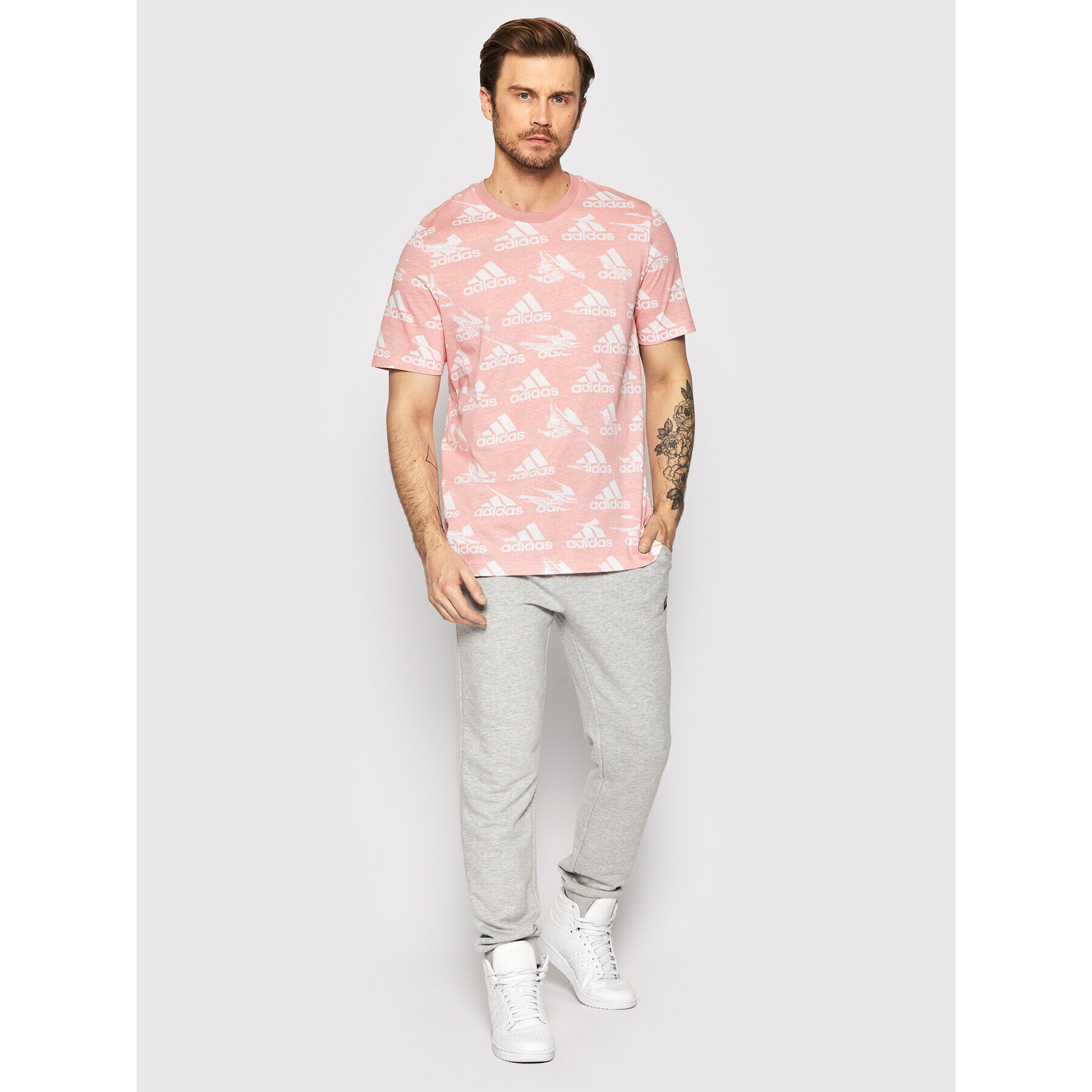 adidas Tricou Essentials Brandlove Single HE1791 Roz Regular Fit - Pled.ro