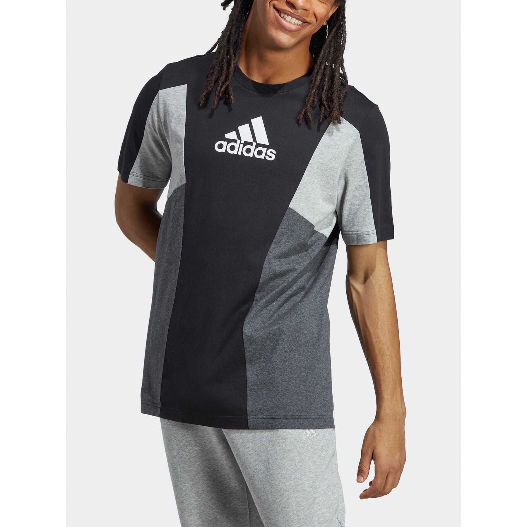 adidas Tricou Essentials Colourblock T-Shirt IC3681 Negru Regular Fit - Pled.ro