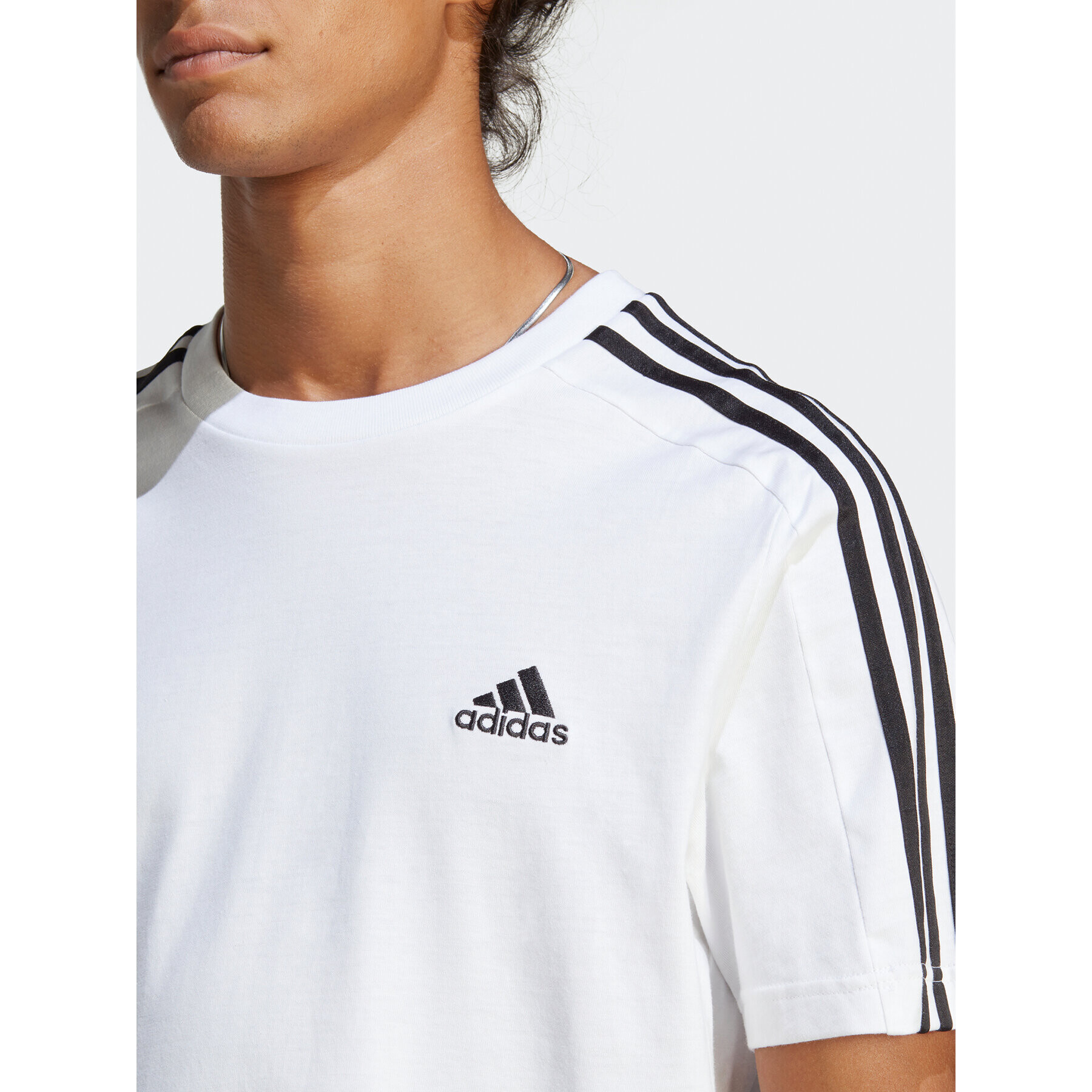 adidas Tricou Essentials Single Jersey 3-Stripes T-Shirt IC9336 Alb Regular Fit - Pled.ro