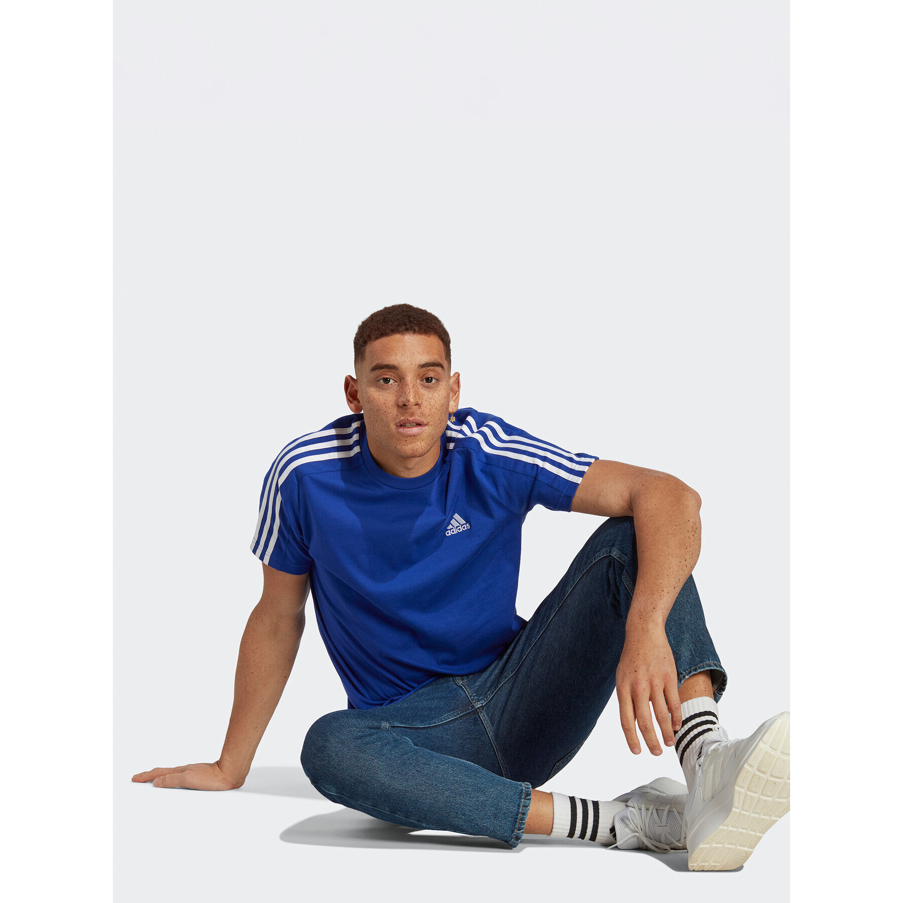 adidas Tricou Essentials Single Jersey 3-Stripes T-Shirt IC9338 Albastru Regular Fit - Pled.ro