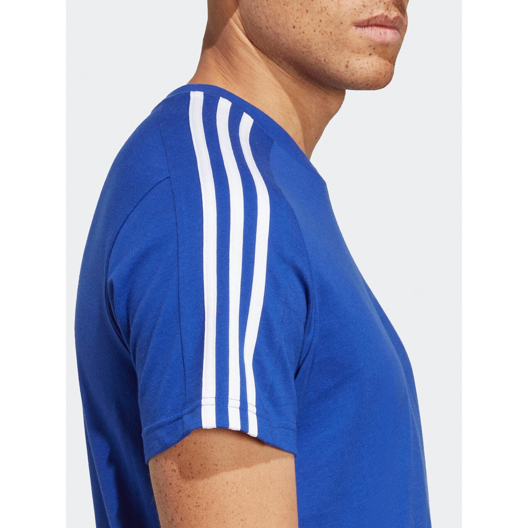 adidas Tricou Essentials Single Jersey 3-Stripes T-Shirt IC9338 Albastru Regular Fit - Pled.ro