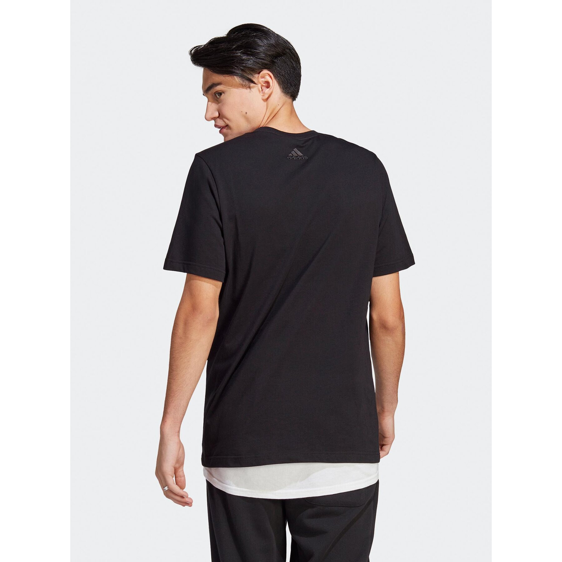 adidas Tricou Essentials Single Jersey Linear Embroidered Logo T-Shirt IC9274 Negru Regular Fit - Pled.ro